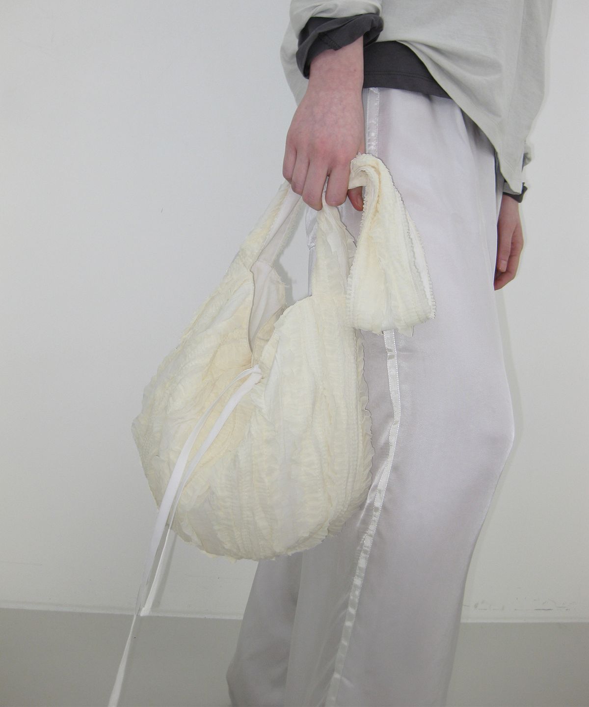 카셀(CACELE) RIPPLE SHOULDER BAG, IVORY