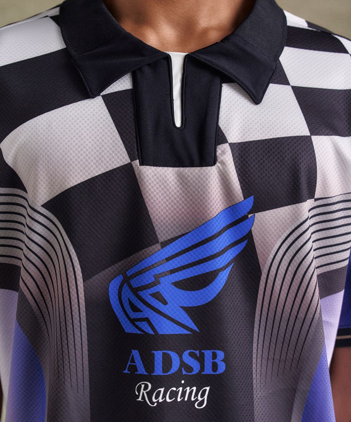 앤더슨벨(ADSB ANDERSSON BELL) 체크보드 레이싱 티셔츠 atb1298m(BLUE/BLACK)