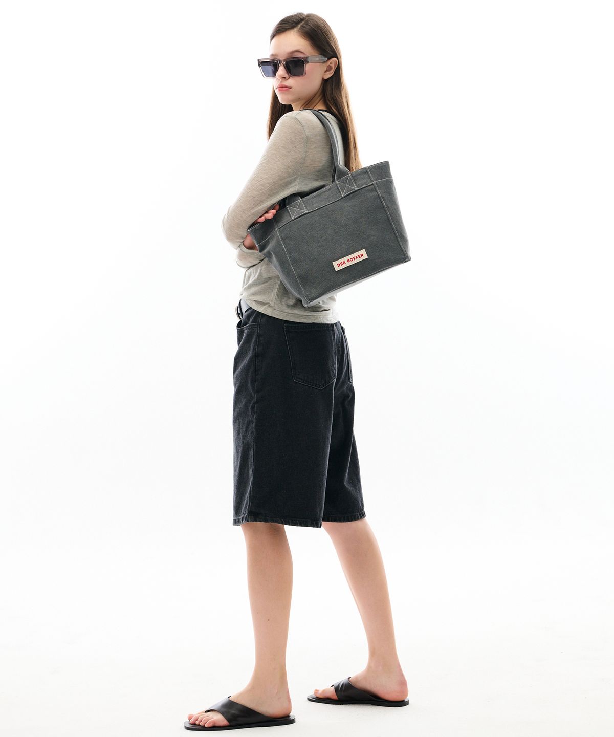 델코퍼(DER KOFFER) SHOPPER VINTAGE [CHARCOAL]-MEDIUM