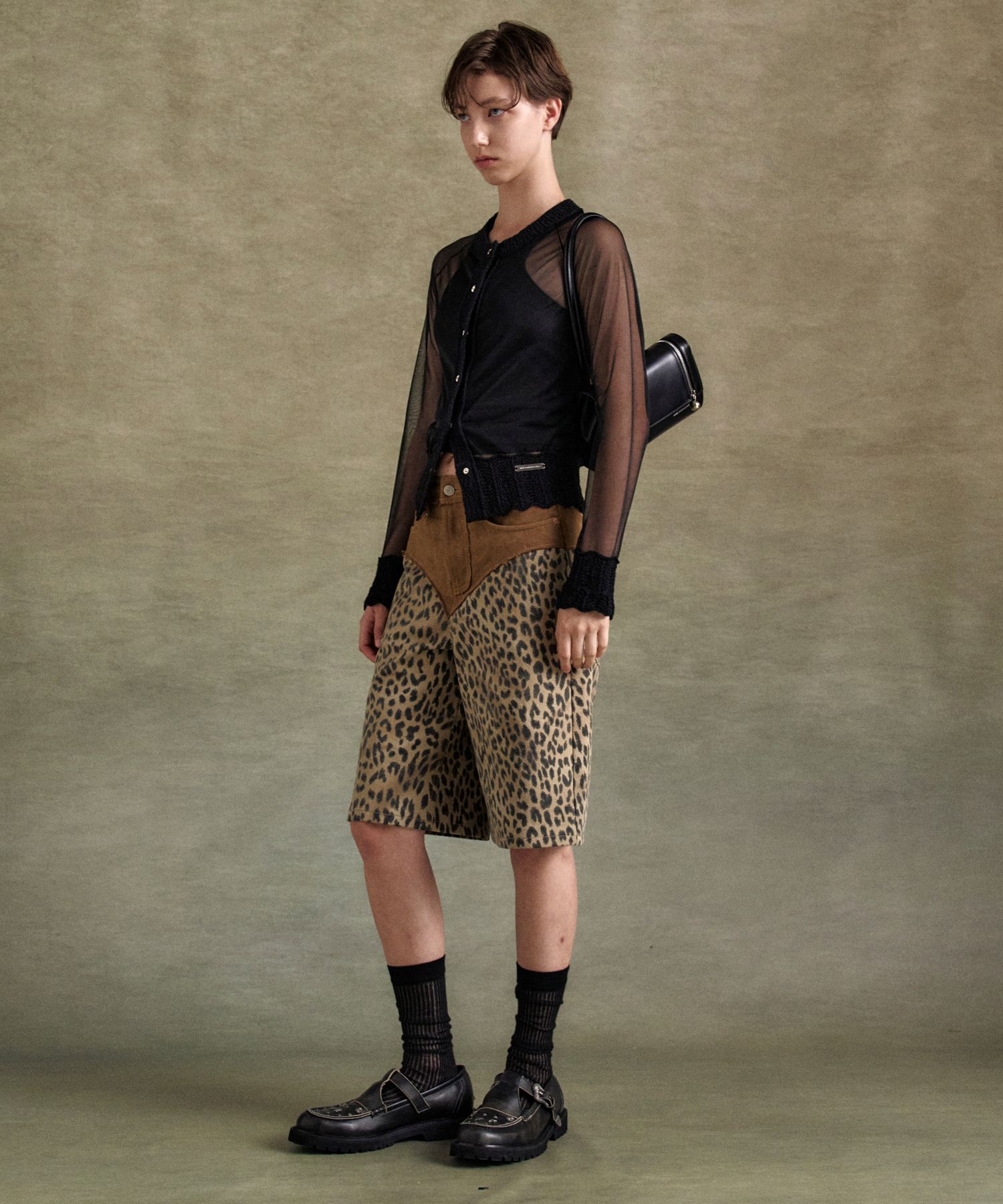 MUSINSA | ANDERSSON BELL Oxford Combo Leopard Shorts apa821w (SAND)