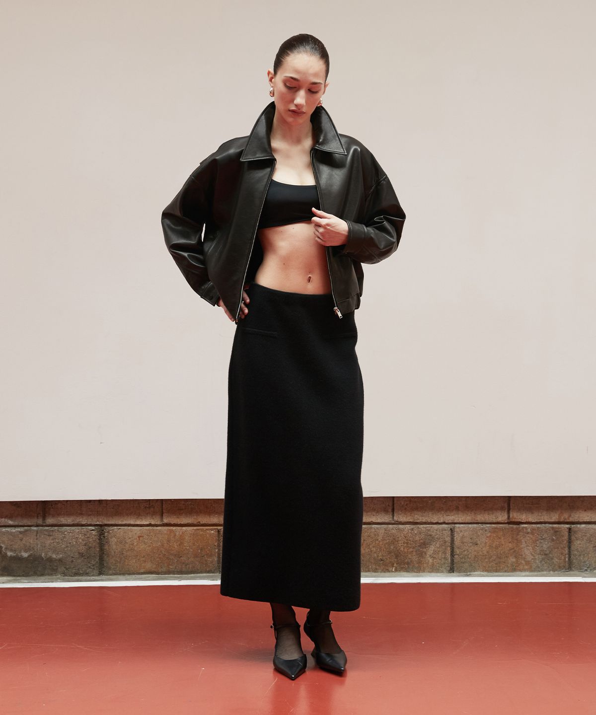 베르데마르(VERDEMAR) European Lambskin Semi crop bomber JK_Black