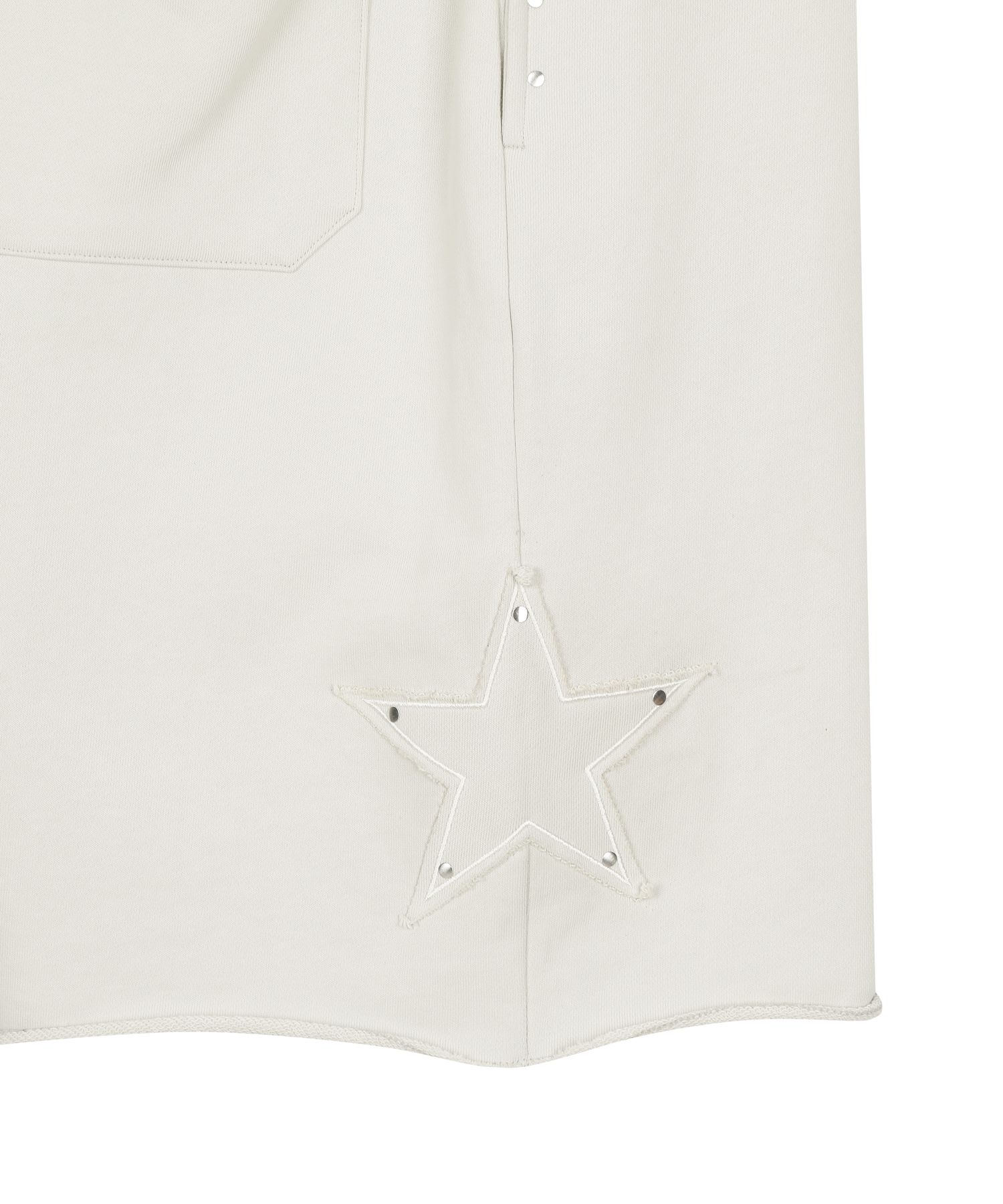 MUSINSA | GILAARCHIVE STAR PATCH BERMUDA SWEAT SHORTS_GY MUSINSA | GILAARCHIVE STAR PATCH BERMUDA SWEAT SHORTS_GY