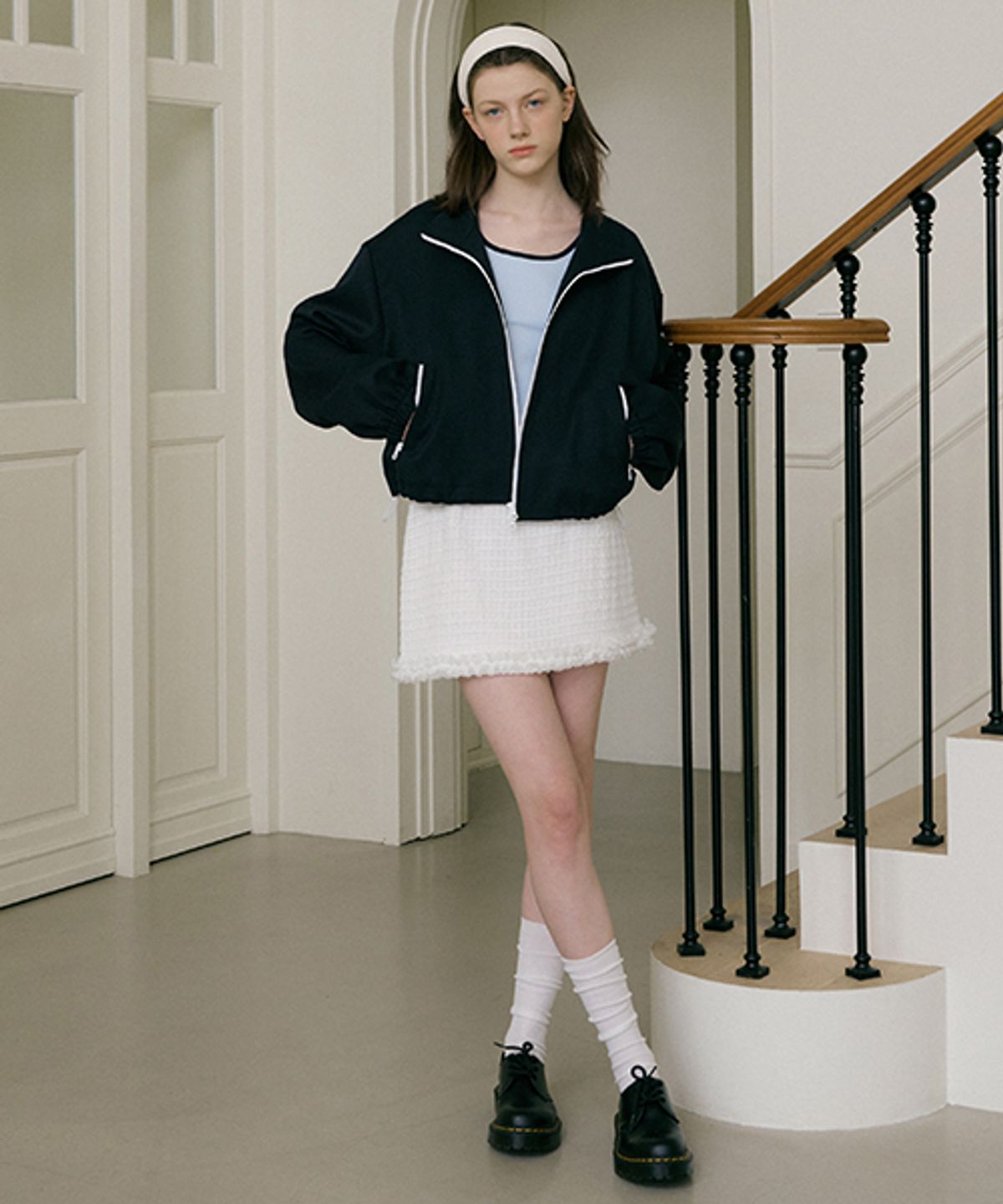 모어댄라이크(MORE THAN LIKE) LACE A-LINE SKIRT - WHITE