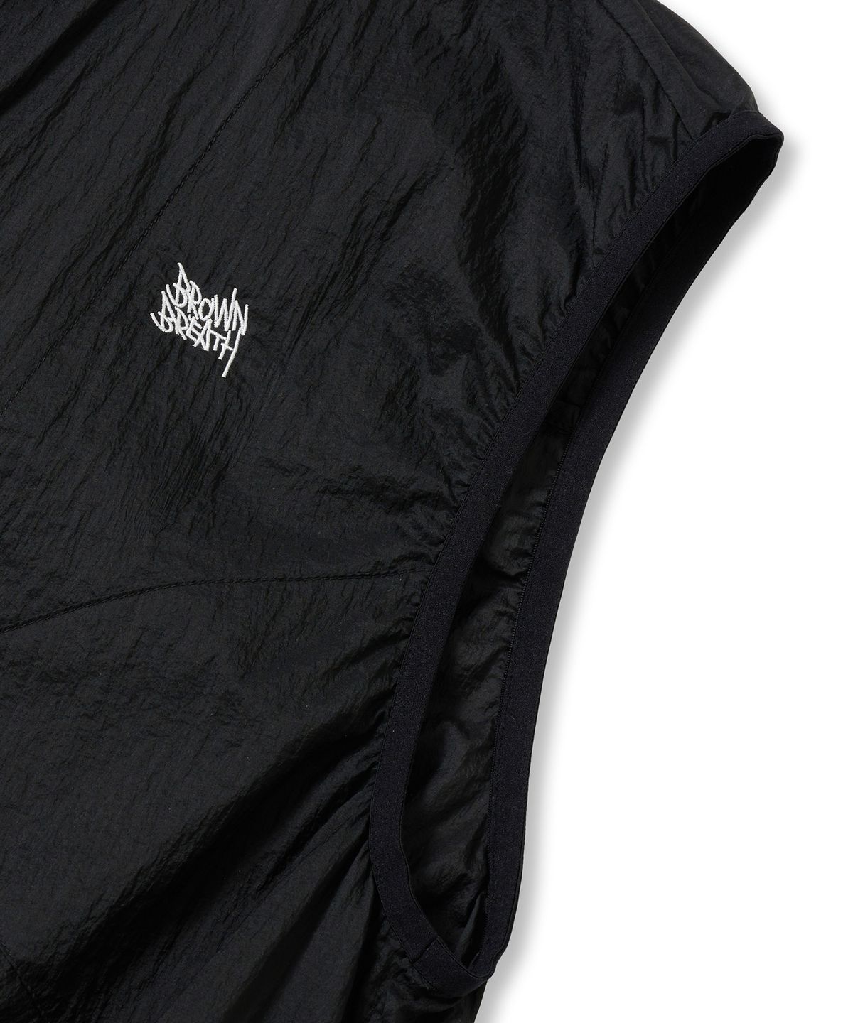 브라운브레스(BROWNBREATH) TAG NYLON HOOD VEST - BLACK
