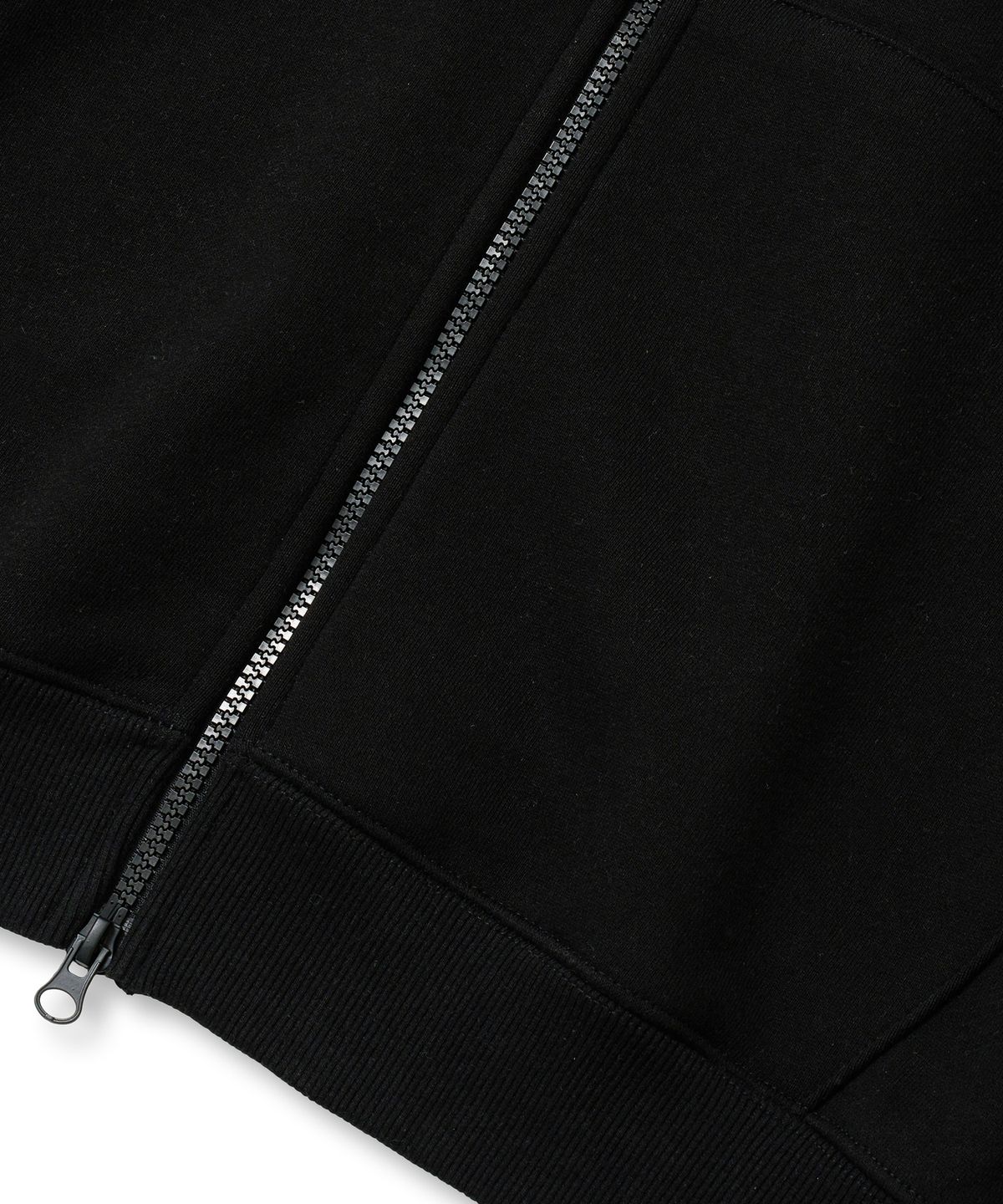 브라운브레스(BROWNBREATH) TAG HOOD ZIP UP - BLACK