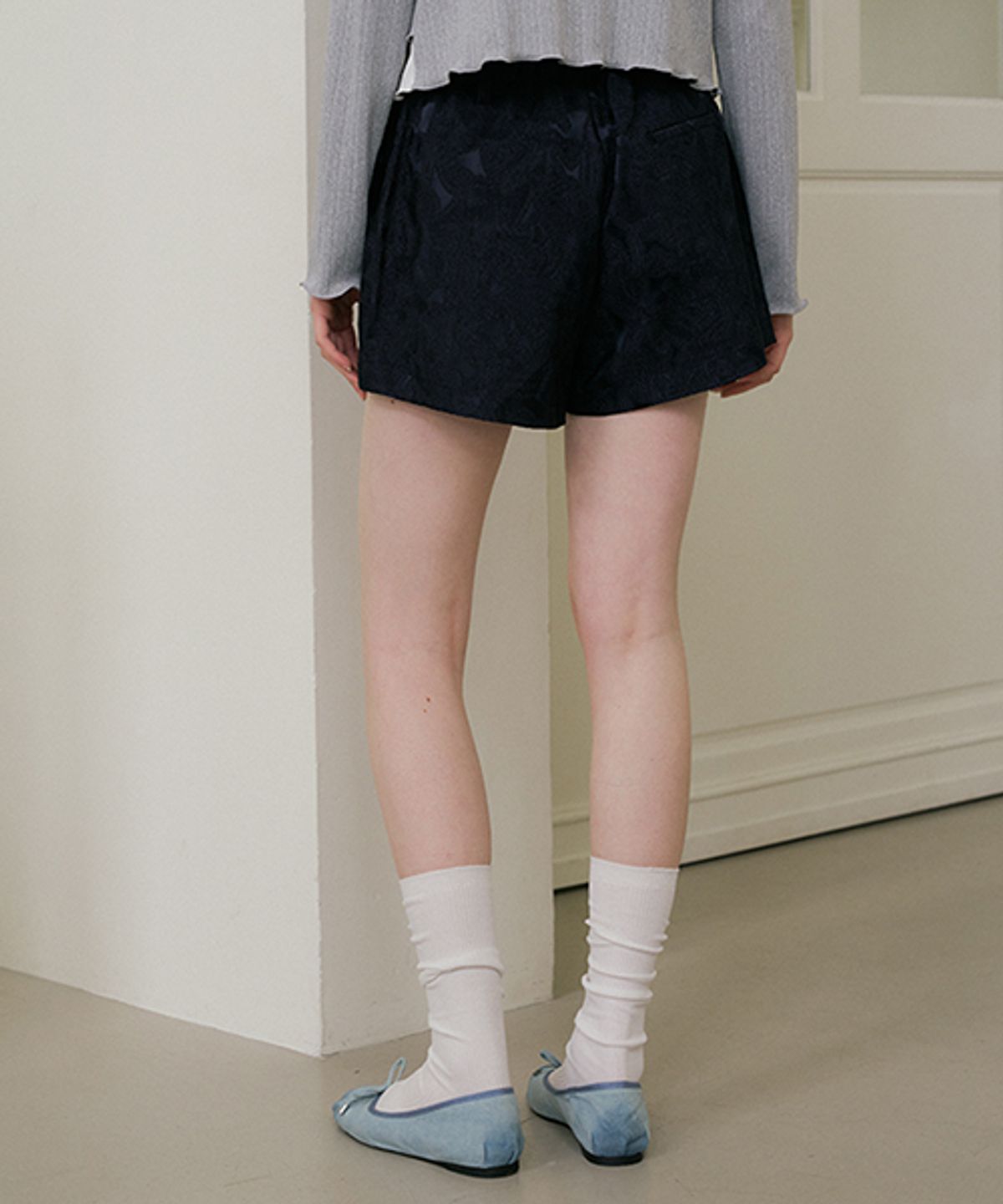 모어댄라이크(MORE THAN LIKE) JAQUARD BAND SHORTS - NAVY