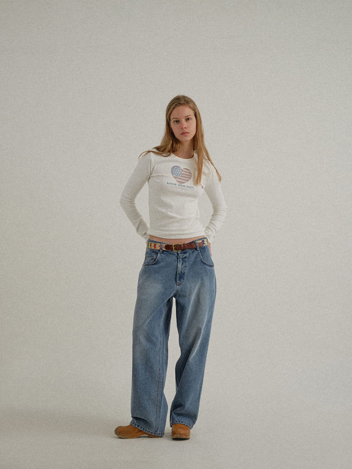 선데이후르츠마켓(SUNDAY FRUIT MARKET) W) HEART BLING LS TEE IVORY