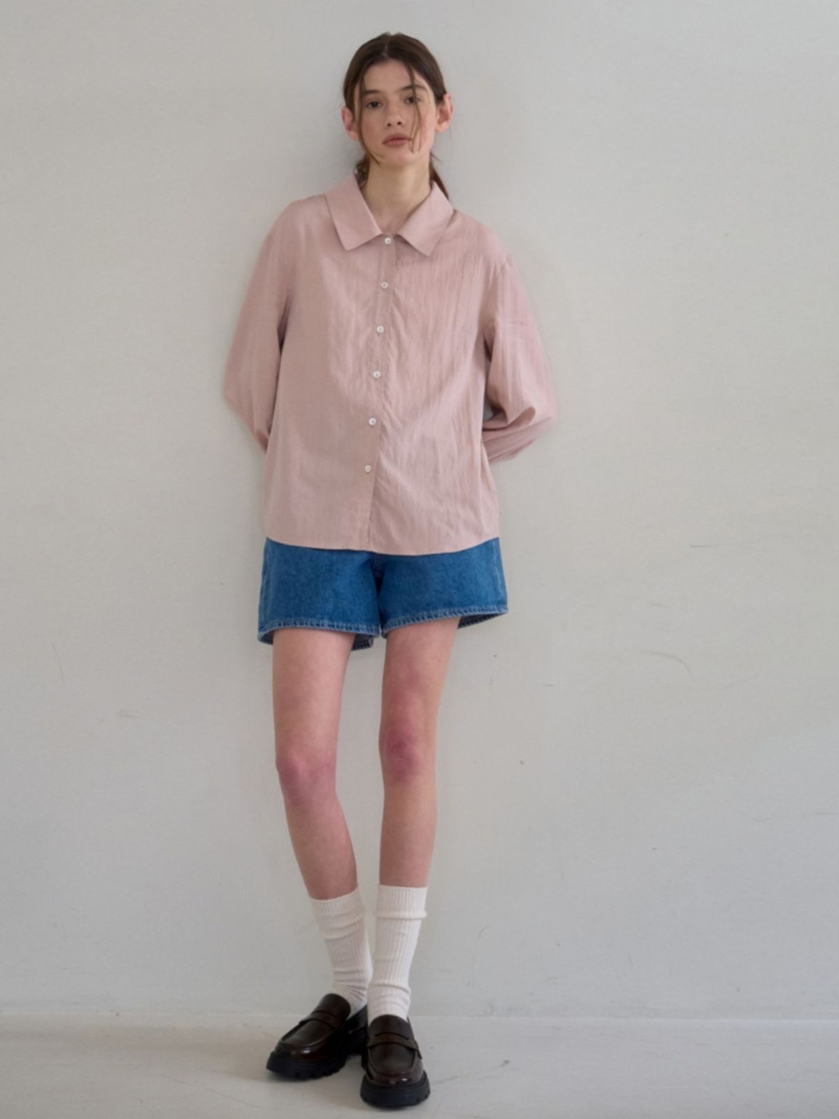 어나우트(UNNOUT) RELAXED TIE BLOUSE PINK
