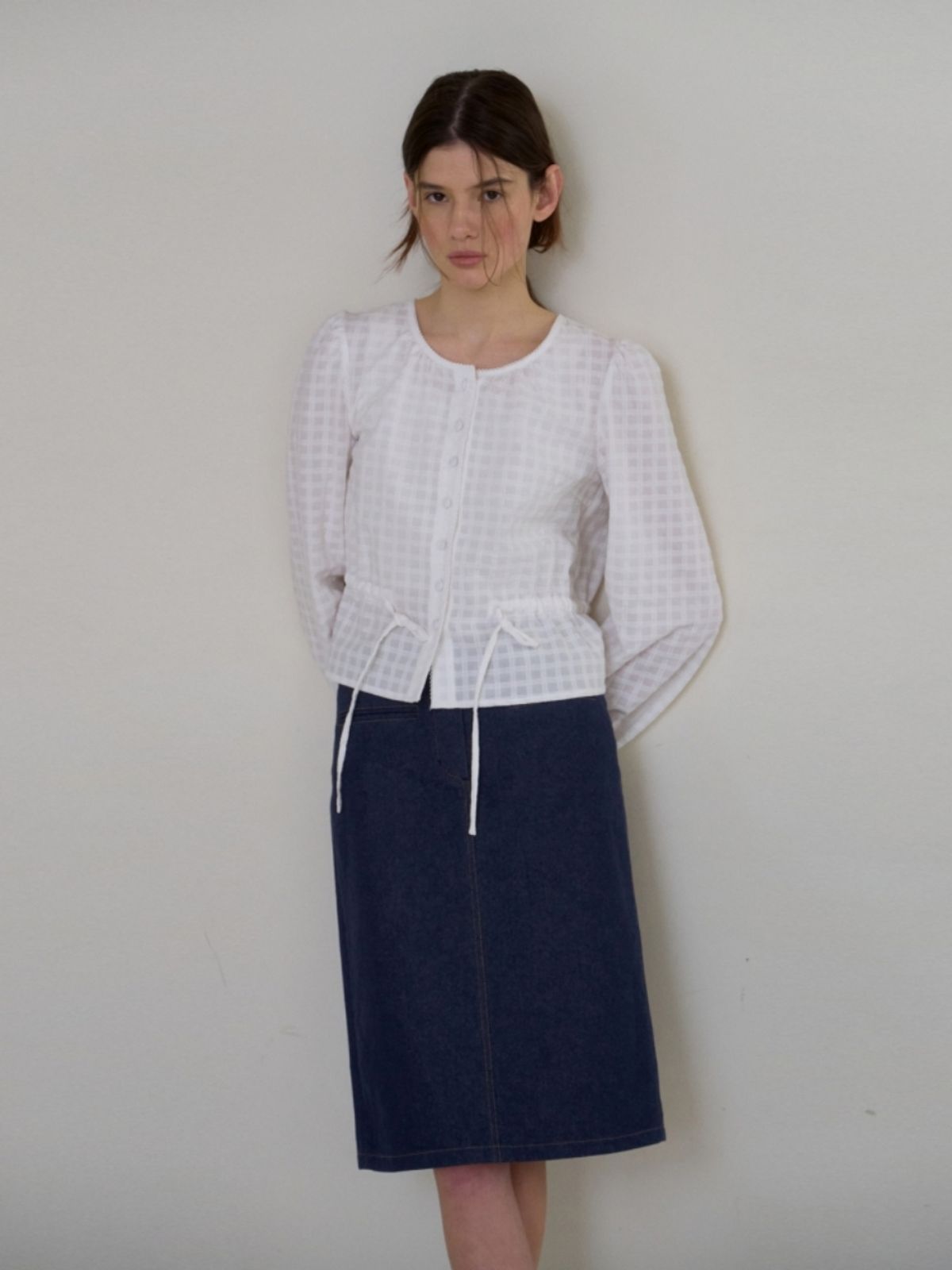 어나우트(UNNOUT) PICOT RACE CHECK BLOUSE WHITE