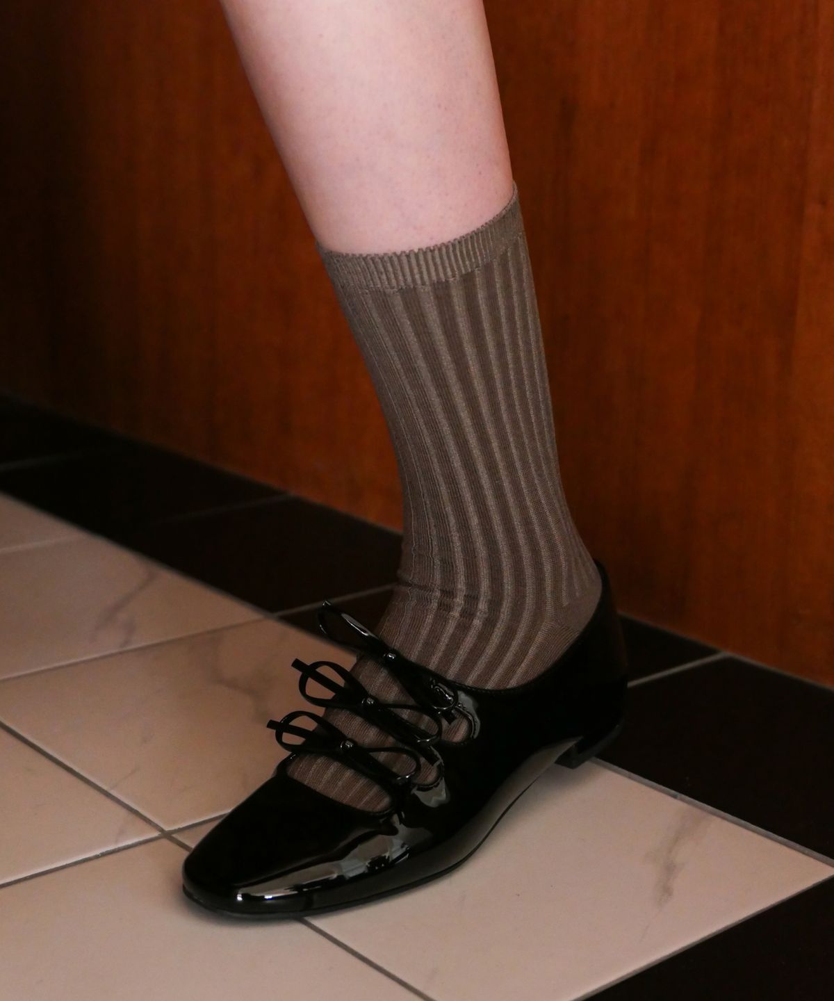 도넛바이닐샵(DONUTVINYLSHOP) classic silket socks (6colors)