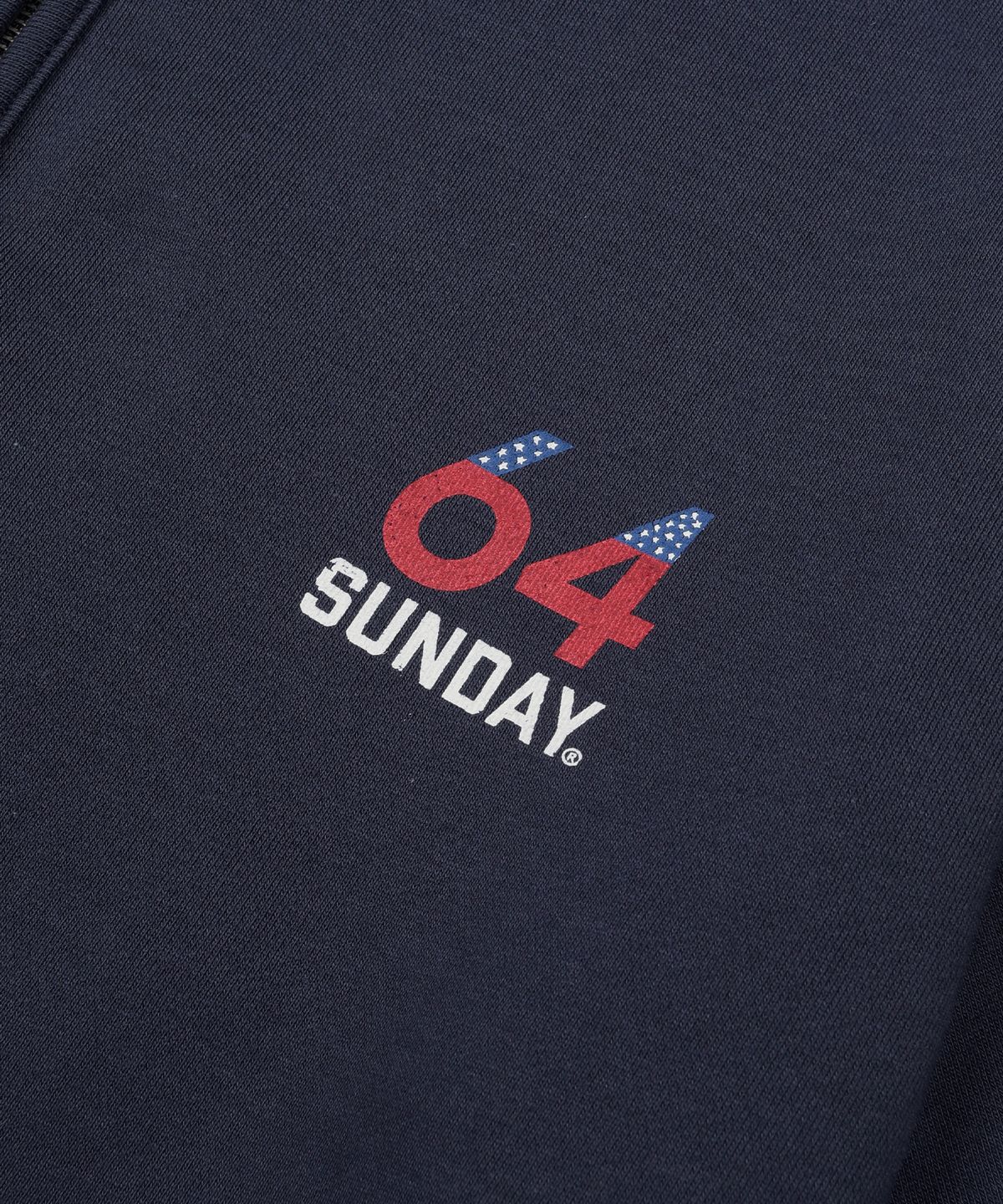 선데이후르츠마켓(SUNDAY FRUIT MARKET) FLAG HALF ZIP SWEATSHIRT NAVY