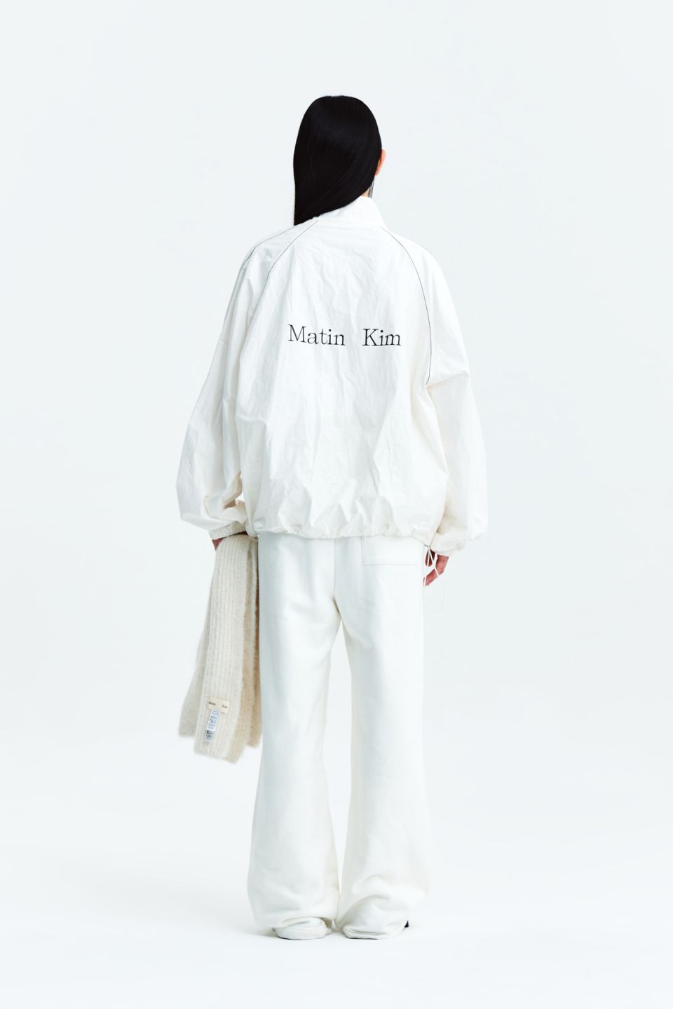 MUSINSA公式 | MATIN KIM MATIN KIM LOGO COATING JUMPER IN IVORY