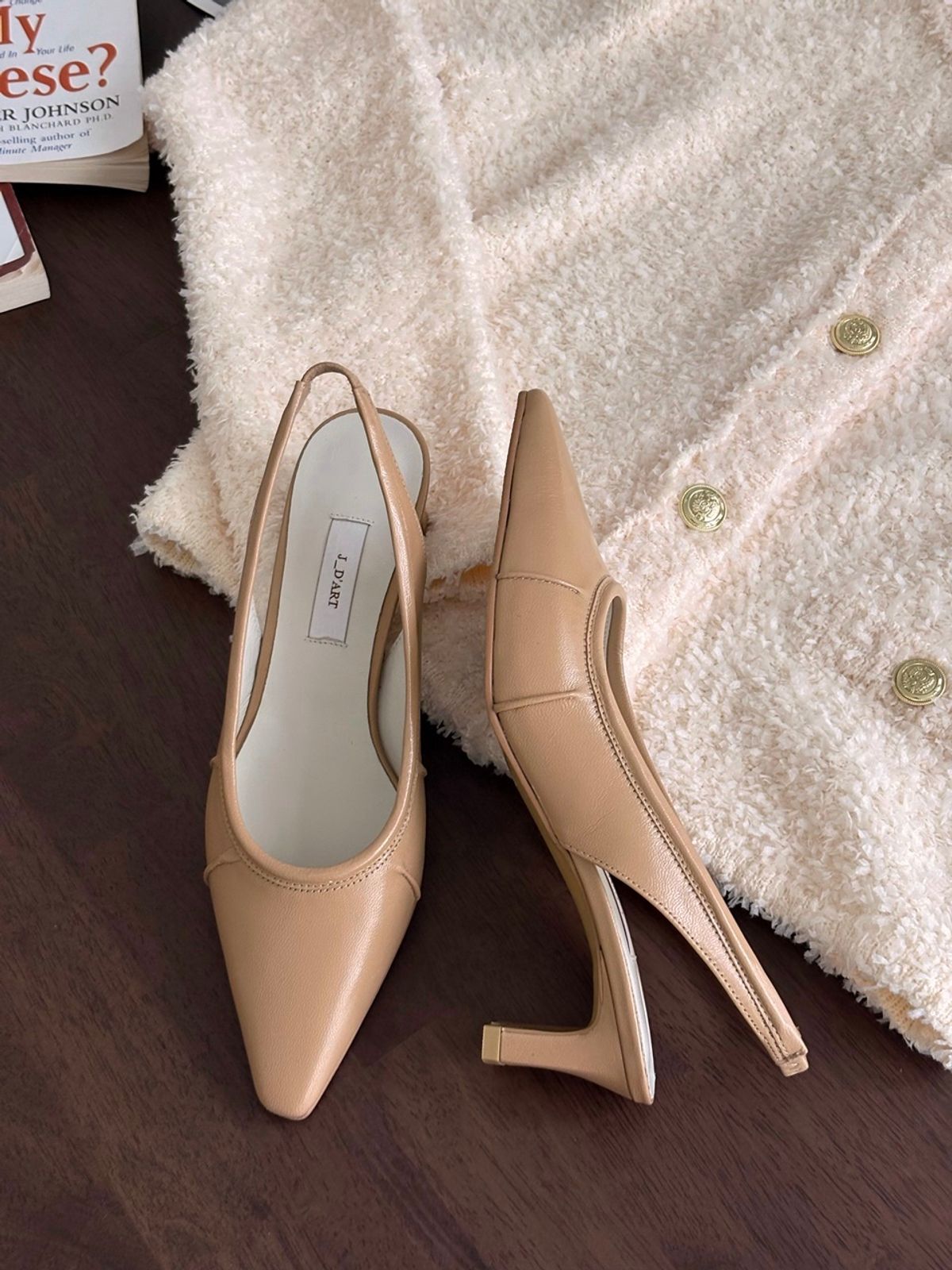 쥬다르(JEU DART) mood slingback begie