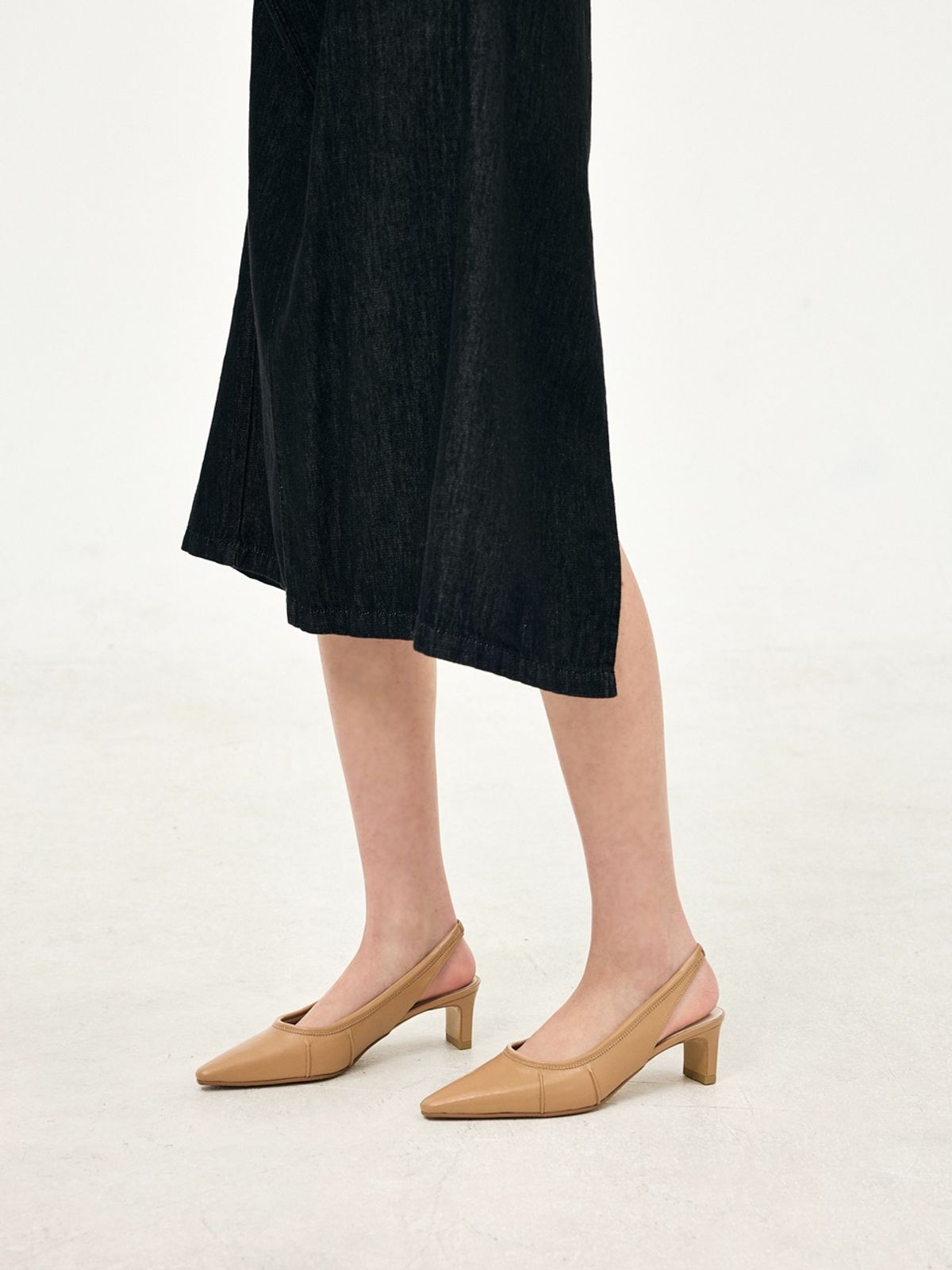 쥬다르(JEU DART) mood slingback begie