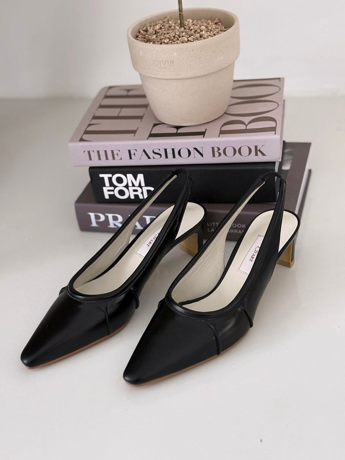 쥬다르(JEU DART) mood slingback black