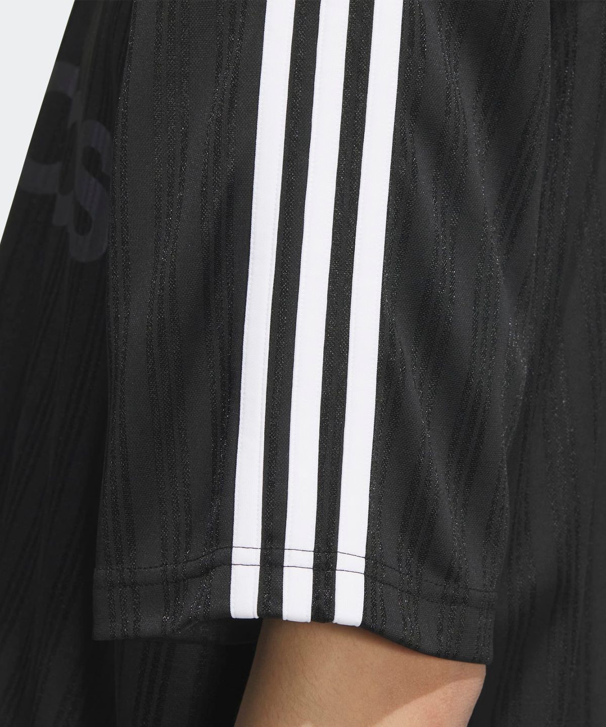 아디다스(ADIDAS) 칼라드 골리 탑 - 블랙 / JX8980