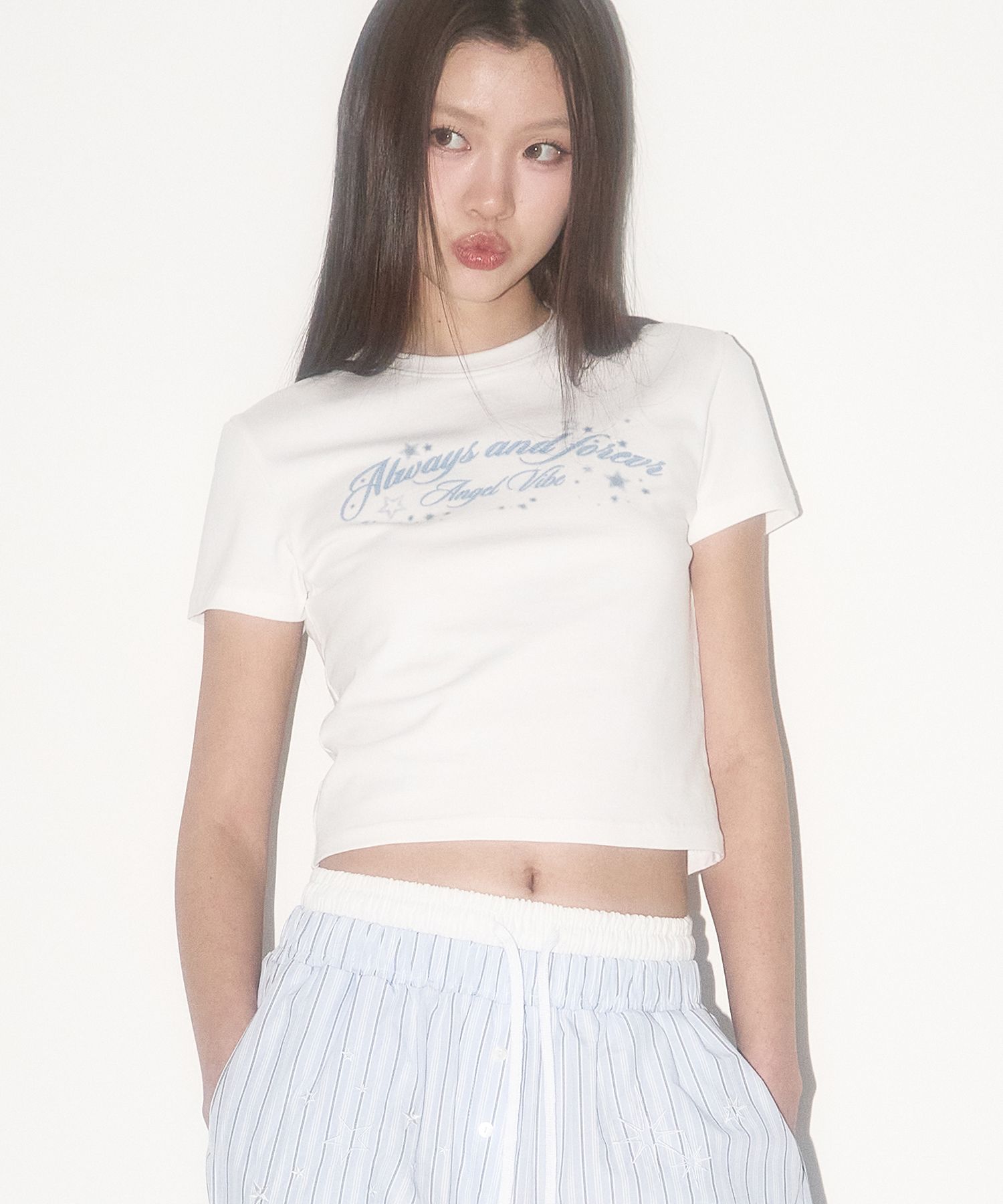 MUSINSA | ILLIGO Star Lettering Fitted T-Shirt White Blue