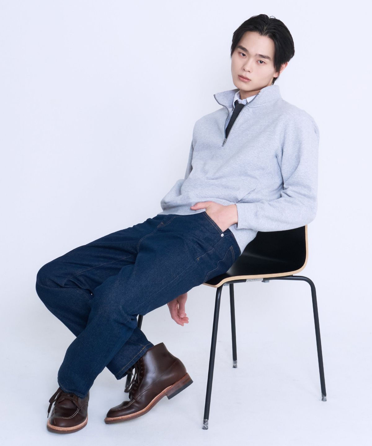 플랙(PLAC) ESSENTIAL M12 022 CLASSIC STRAIGHT ONE WASHING