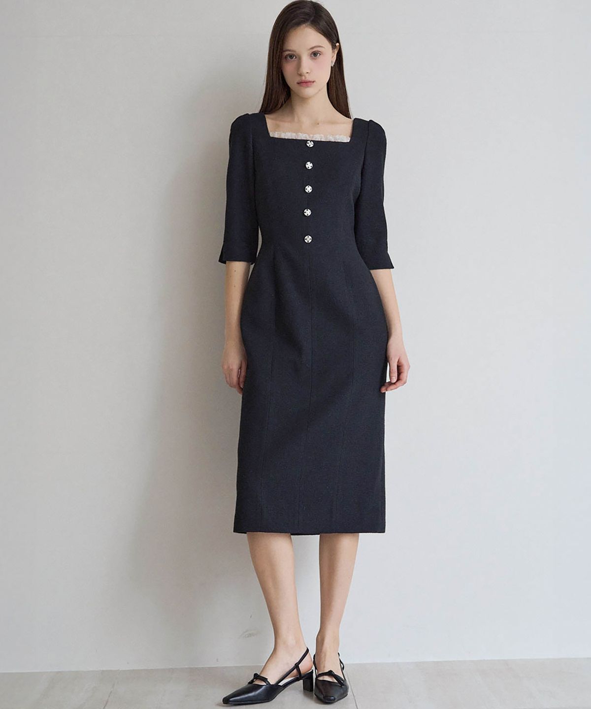 쥴리앤칼라(JULIY&CALLA) 25SS 칼라 112  원파인데이 무아르 트위드 원피스검정