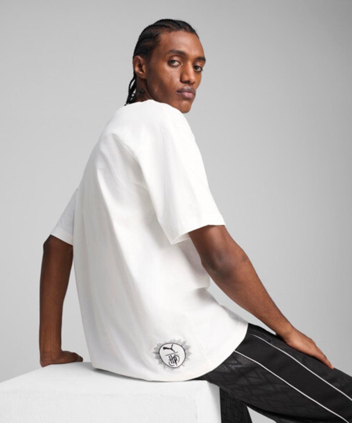 푸마(PUMA) 푸마 X 해리포터 오버사이즈 그래픽 티 - 화이트 / 630092-02