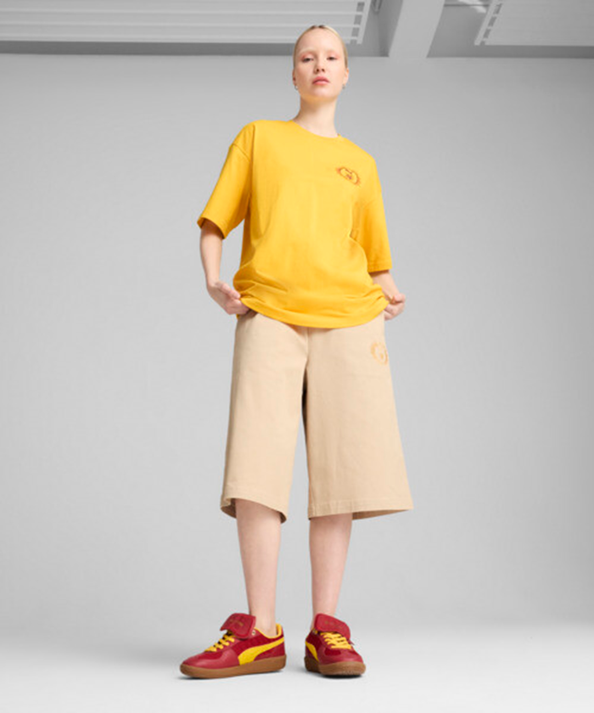 푸마(PUMA) 푸마 X 해리포터 오버사이즈 그래픽 티 - 옐로우사이즐 / 630092-34