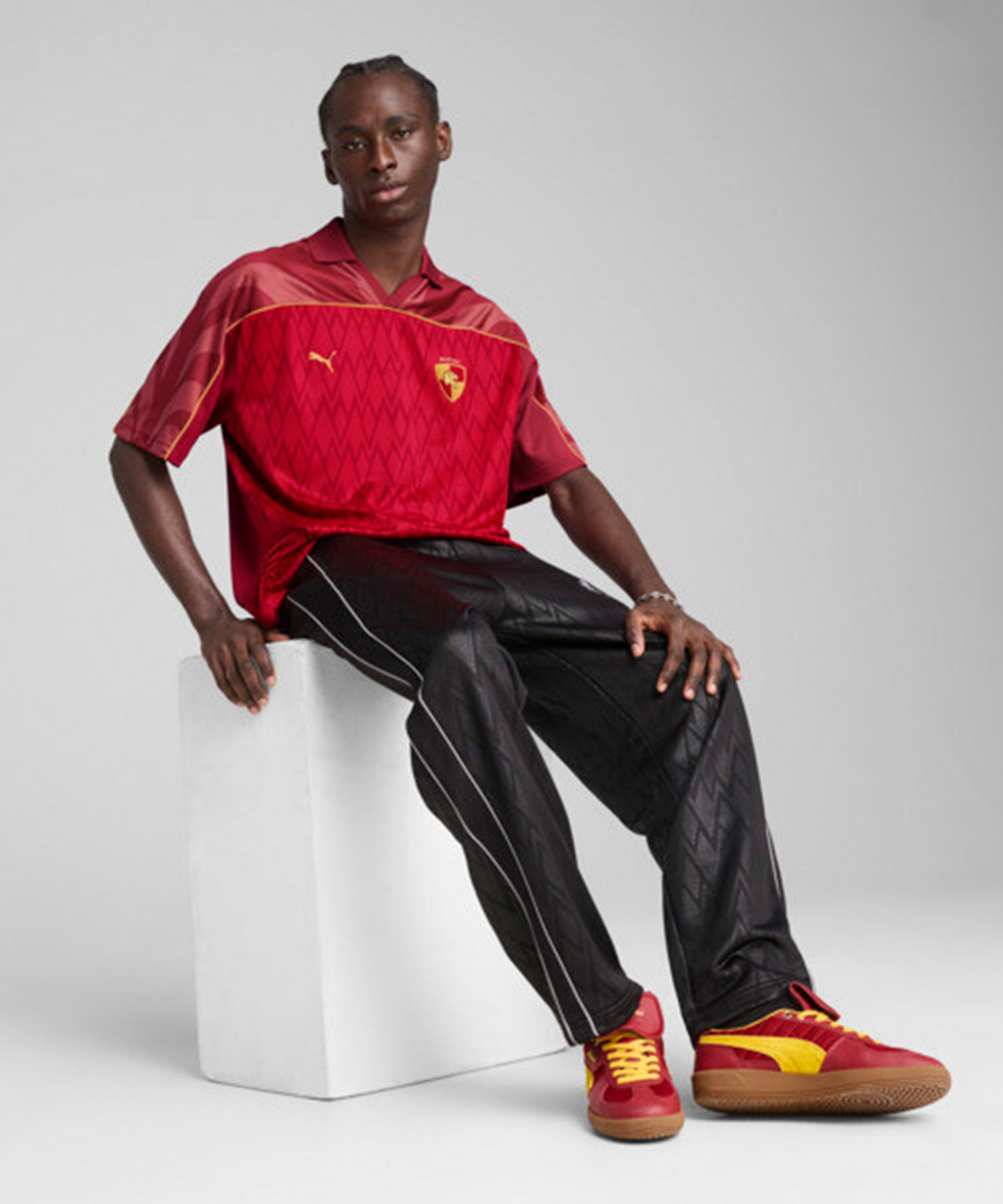 푸마(PUMA) 푸마 X 해리포터 릴렉스 풋볼 저지 - 다크크림슨 / 630096-13