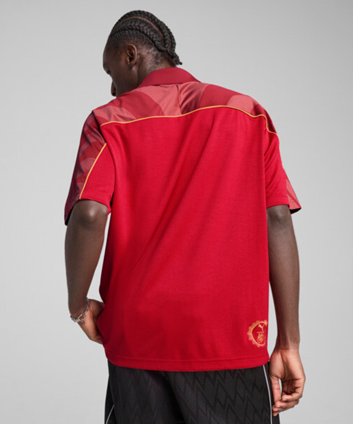 푸마(PUMA) 푸마 X 해리포터 릴렉스 풋볼 저지 - 다크크림슨 / 630096-13
