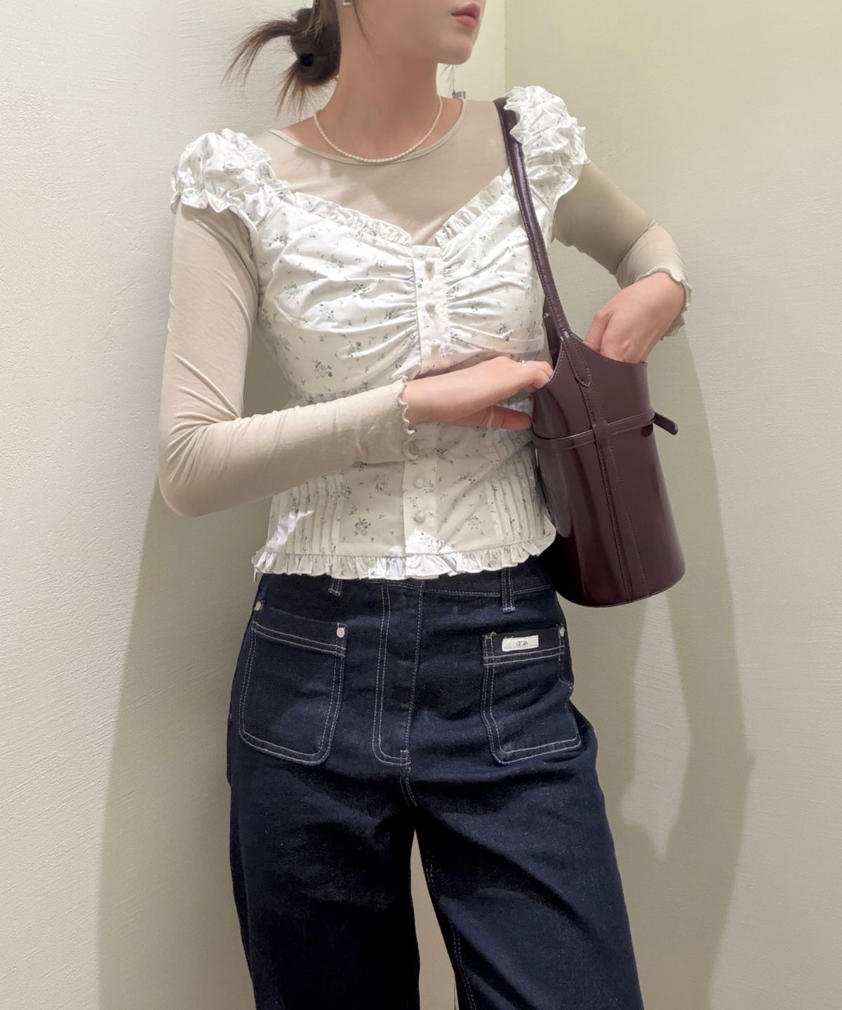 라츠유(LOTSYOU) Ella Blouse Ivory