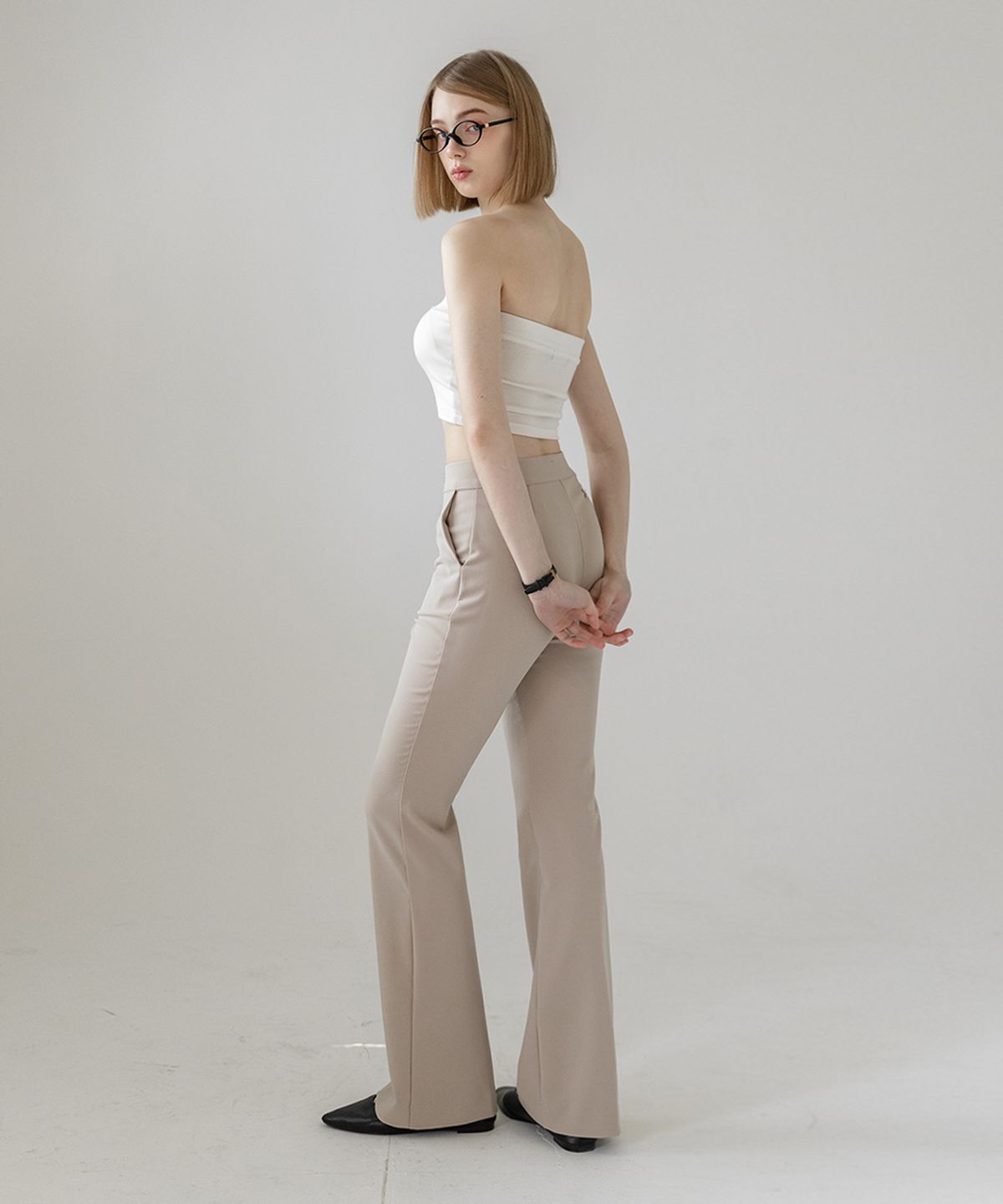 논앤논(NON AND NON) SLIM SEMI BOOTS-CUT SLACKS NNSL0006