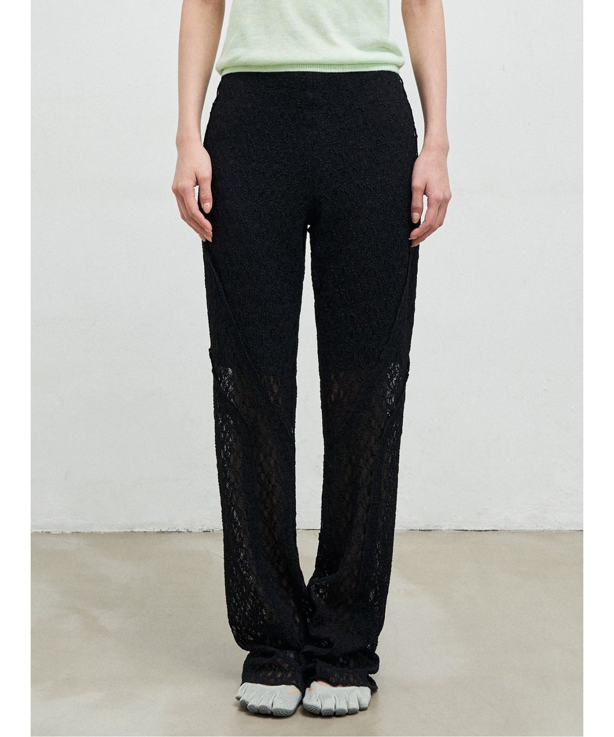 앙개(ANGGAE) Lace Line Pants  Black