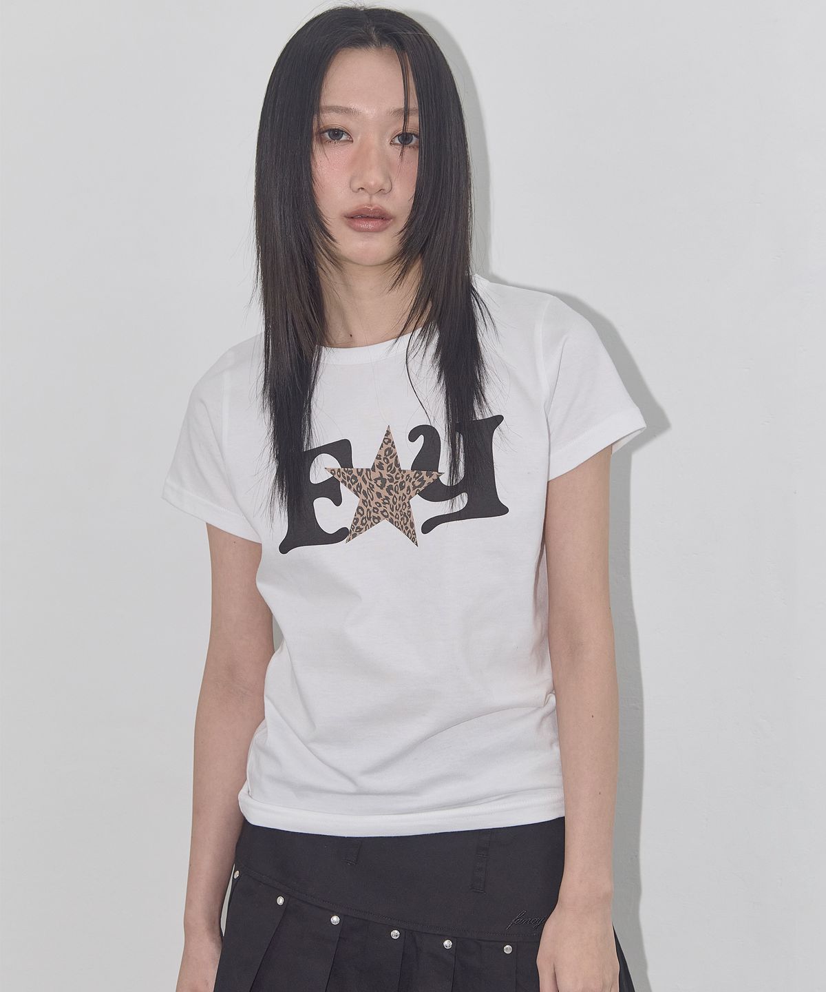 팬시클럽(FANCY CLUB) FY 레오파드 티 (WHITE) F25QB100