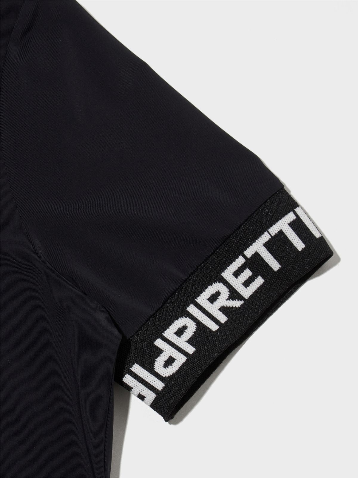 피레티(PIRETTI) 사보나 냉감 모크넥 반팔 티셔츠 W_Black