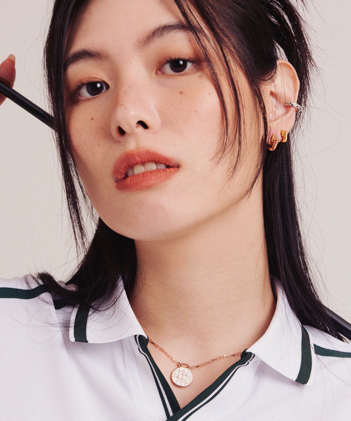 발릭(VALIK) [925실버] No.50 하프 시그니처 라인 세팅 귀걸이 [L]