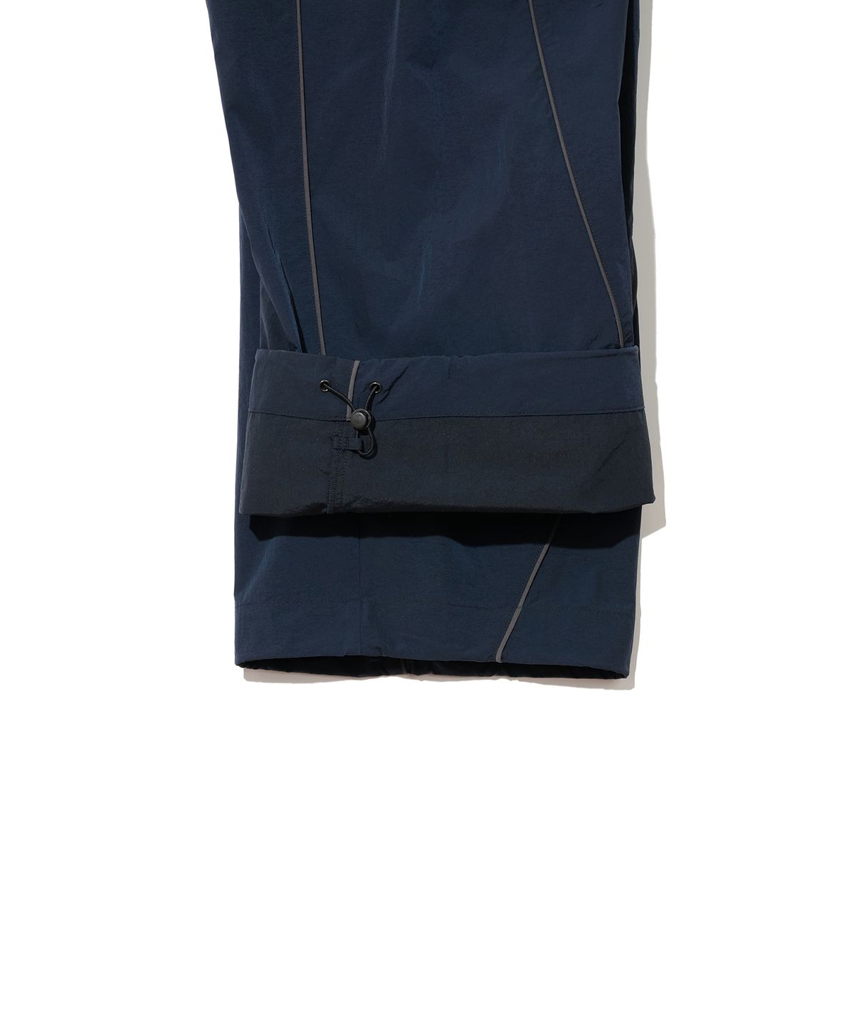 논타입(NONTYPE) PIPING CARGO TRACK PANTS (NAVY)