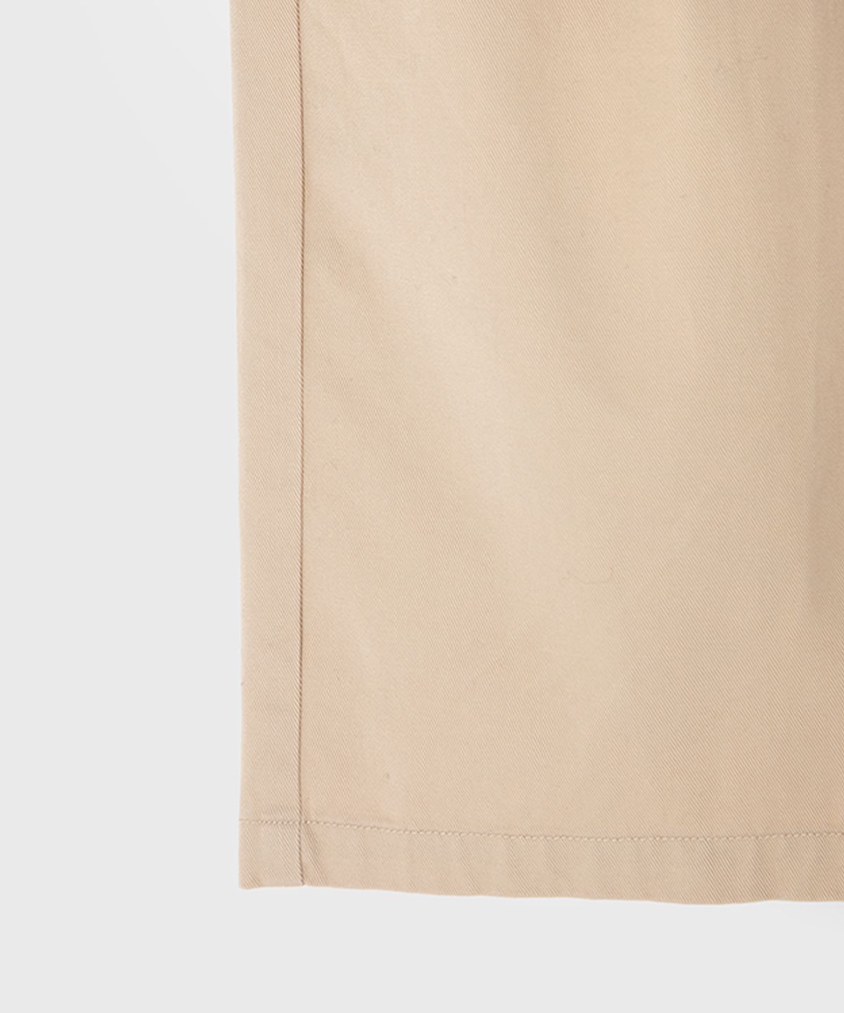 벌스데이수트(BIRTHDAYSUIT) TWILL BERMUDA (BEIGE)
