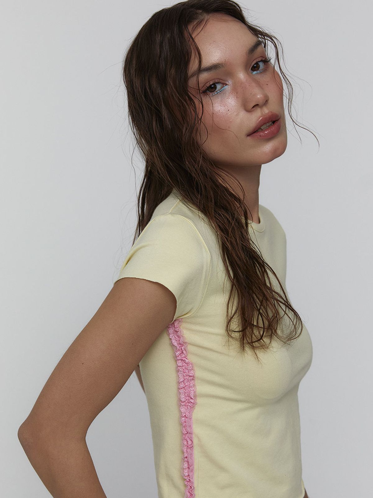 비수스(VISUS) Lace Baby T-Shirts_Yellow