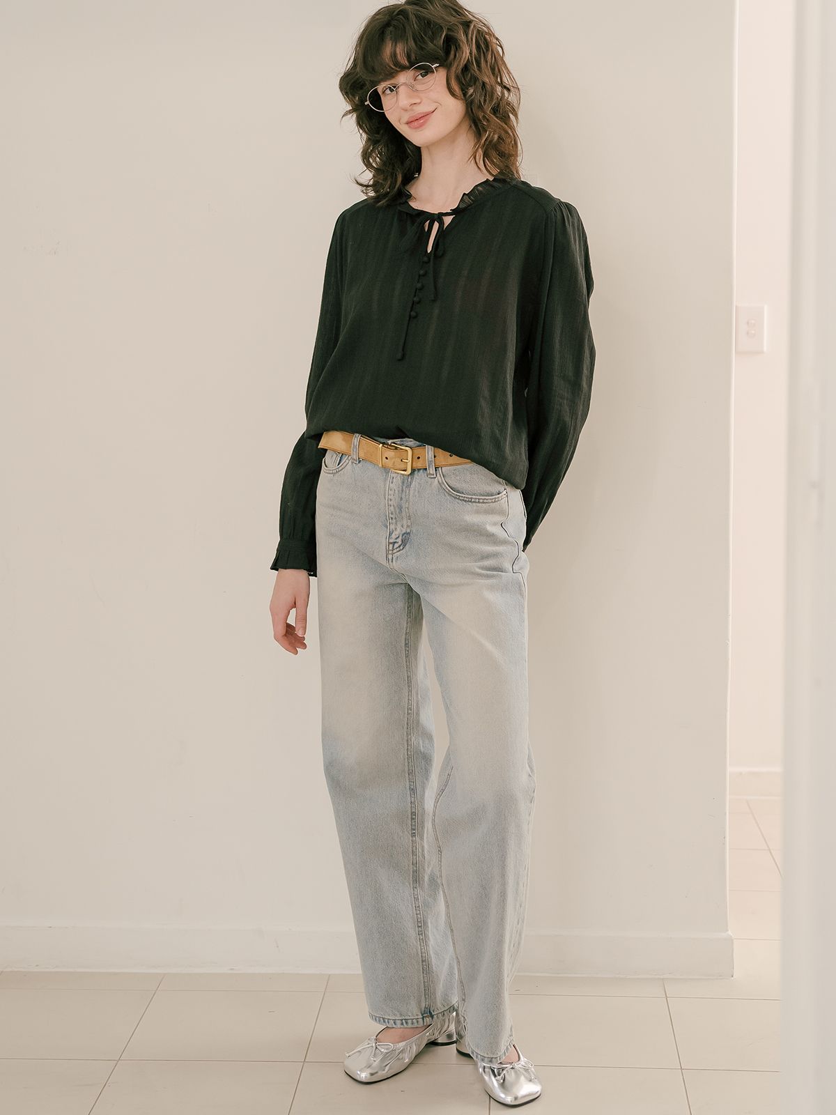 프리버07(FRIVER07) Neck ribbon lace blouse_Black