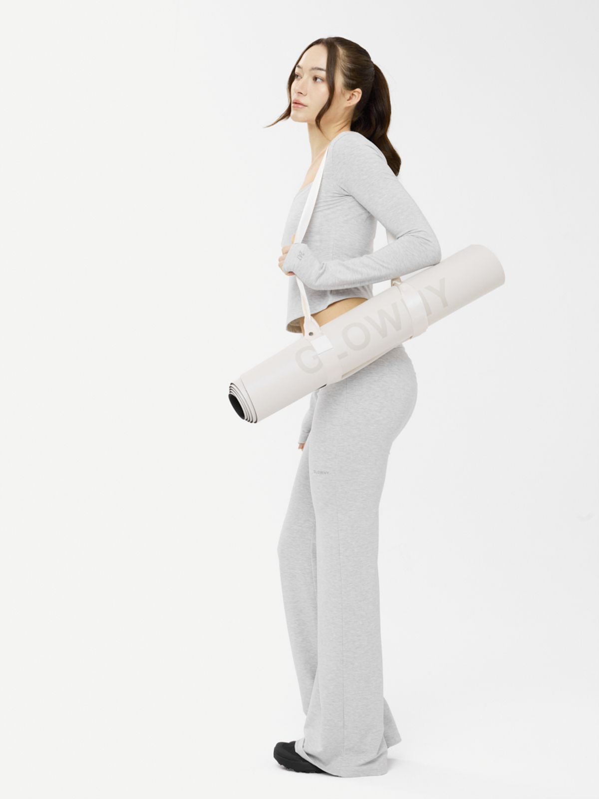 글로니(GLOWNY) 247 ULTIMATE MAT (SOY MILK)
