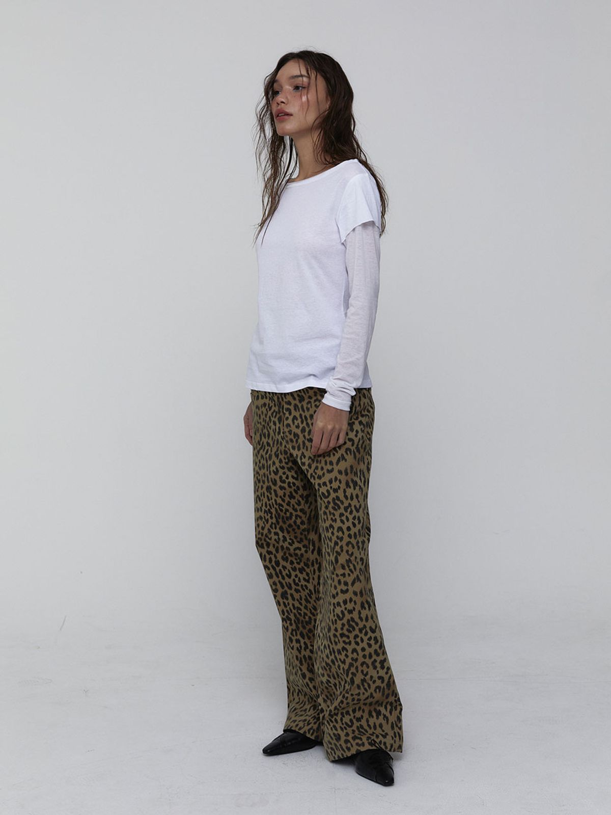 비수스(VISUS) [VISUS X OF MY ON]Cotton Leopard Pants_Beige