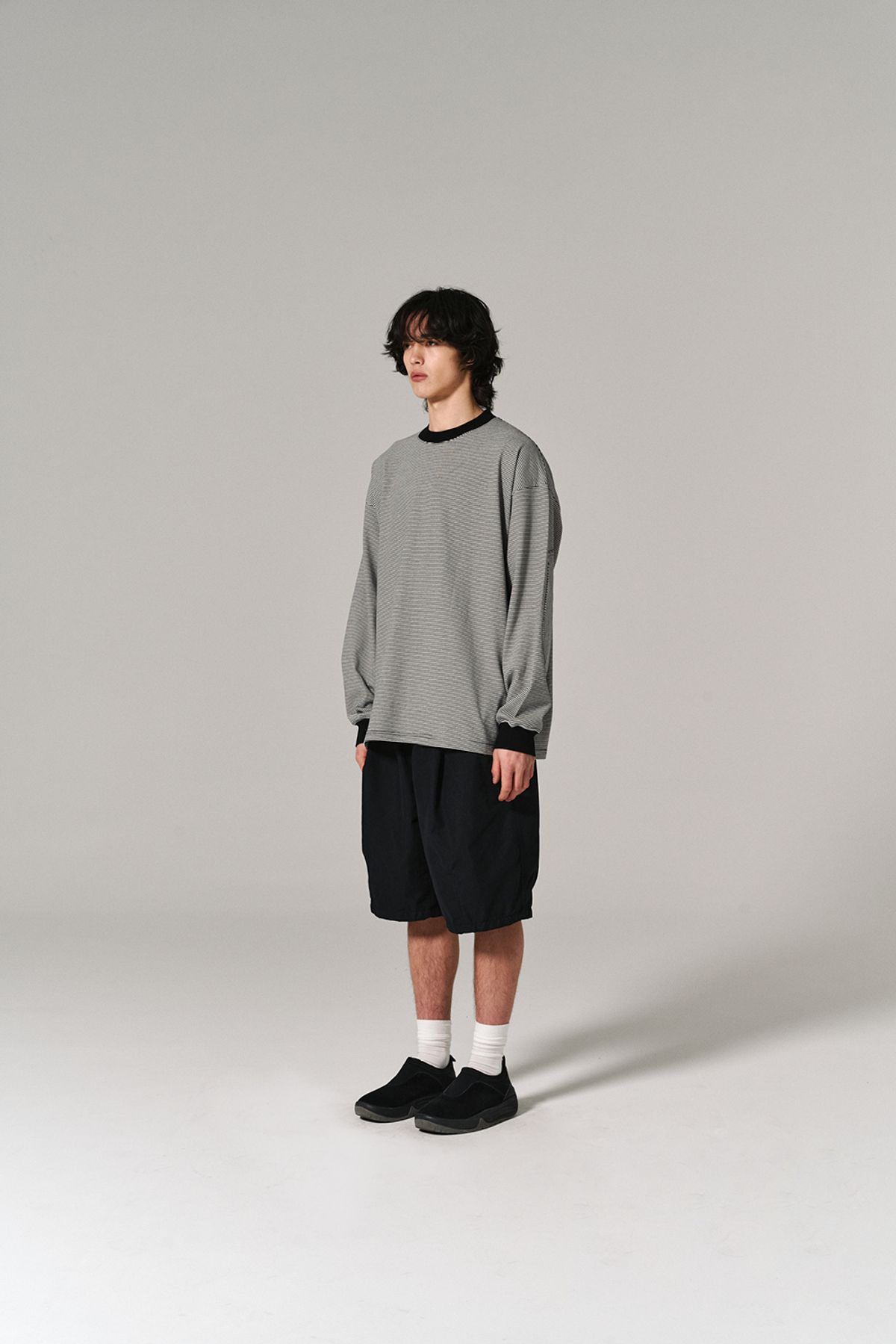 히즈핸더(HISHANDER) ROUND PATCH THIN L/S T-SHIRTS BLACK