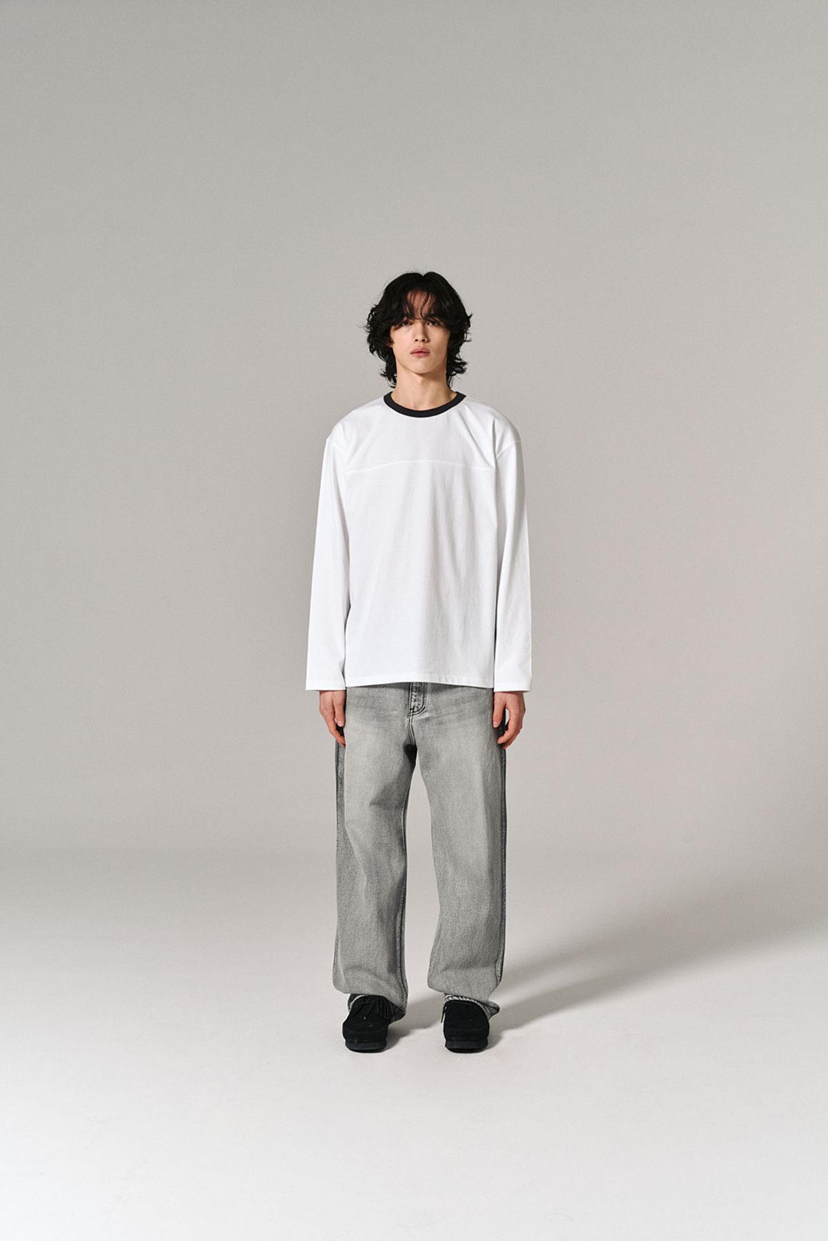 히즈핸더(HISHANDER) WASHED 5P DENIM PANTS BLEACHED BLACK