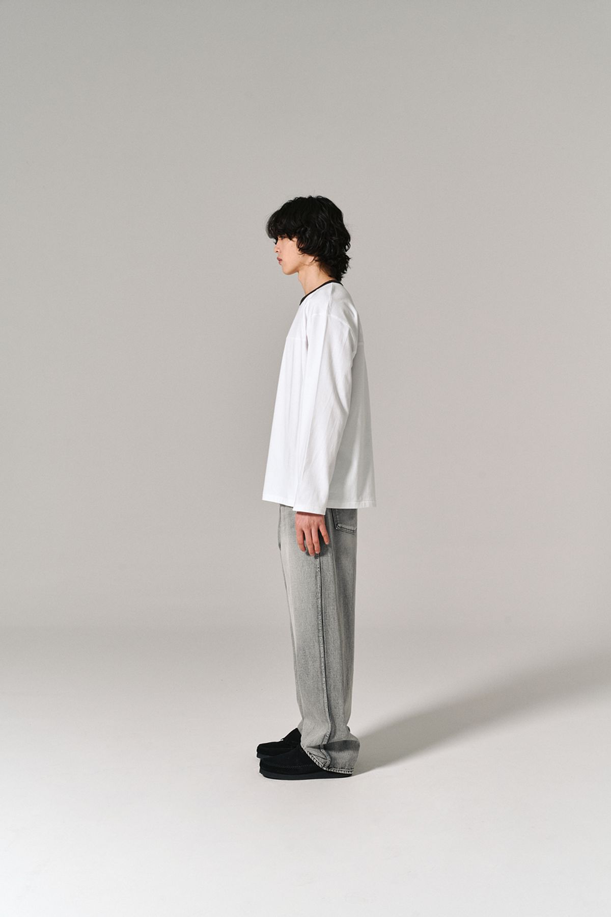 히즈핸더(HISHANDER) WASHED 5P DENIM PANTS BLEACHED BLACK