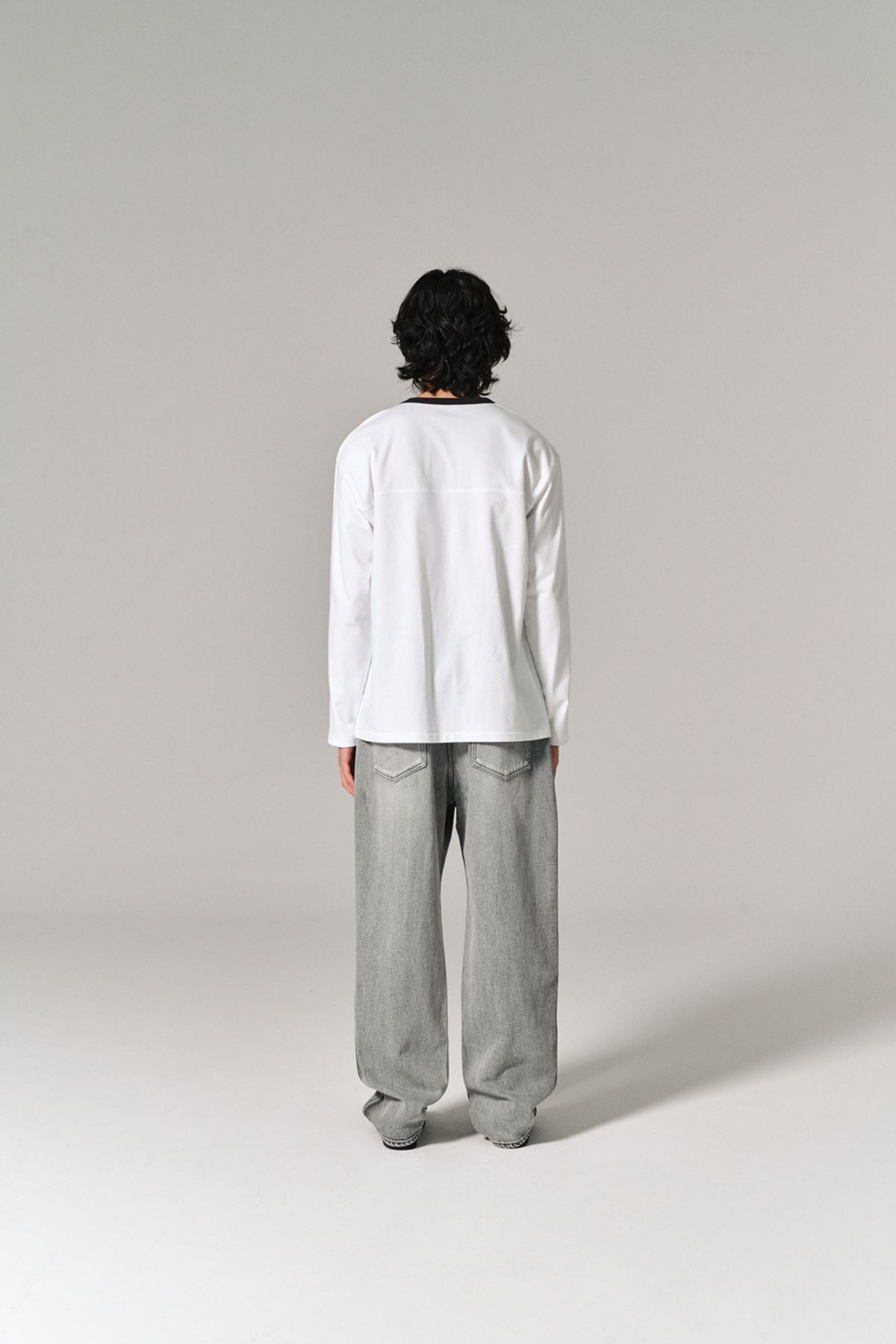 히즈핸더(HISHANDER) WASHED 5P DENIM PANTS BLEACHED BLACK