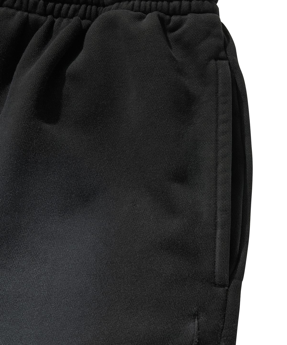 리베레(LIBERE) LOGO SWEAT HALF PANTS / BLACK