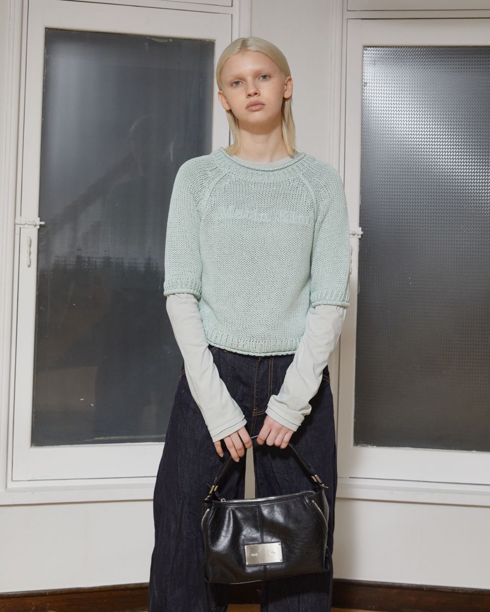 バッグ SIDE ZIPPER TWO WAY BAG IN BLACK MUSINSA公式 | MATIN KIM SIDE ZIPPER TWO WAY BAG IN BLACK