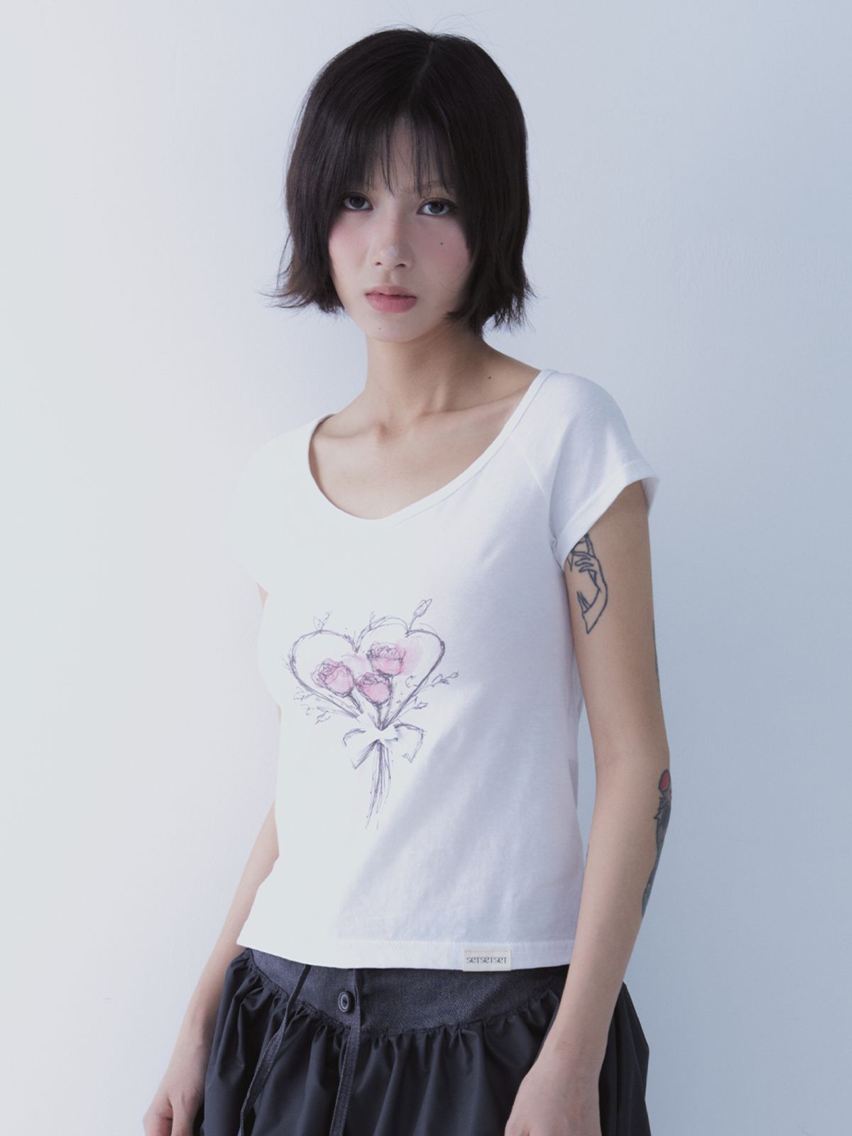 쎄쎄쎄(SETSETSET) ROSE HEART T-SHIRTS