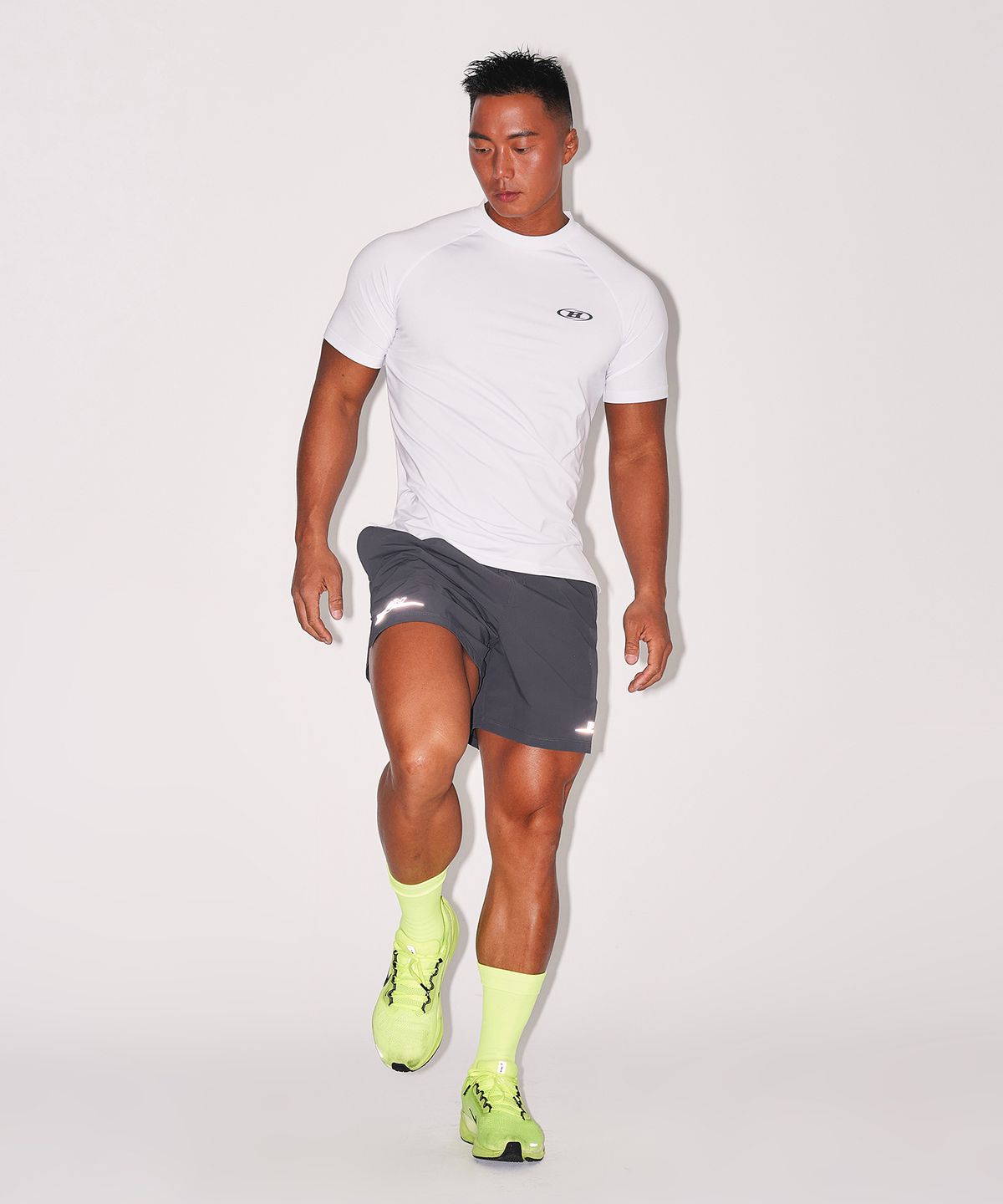 본투윈(BORN TO WIN) BRN RUNNING COMPRESSION SOCKS [NEON]