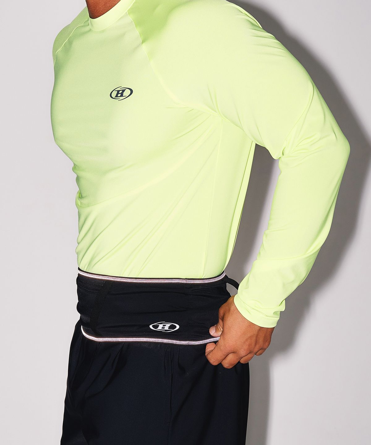 본투윈(BORN TO WIN) REFLECTIVE RUNNING BELT [BLACK]