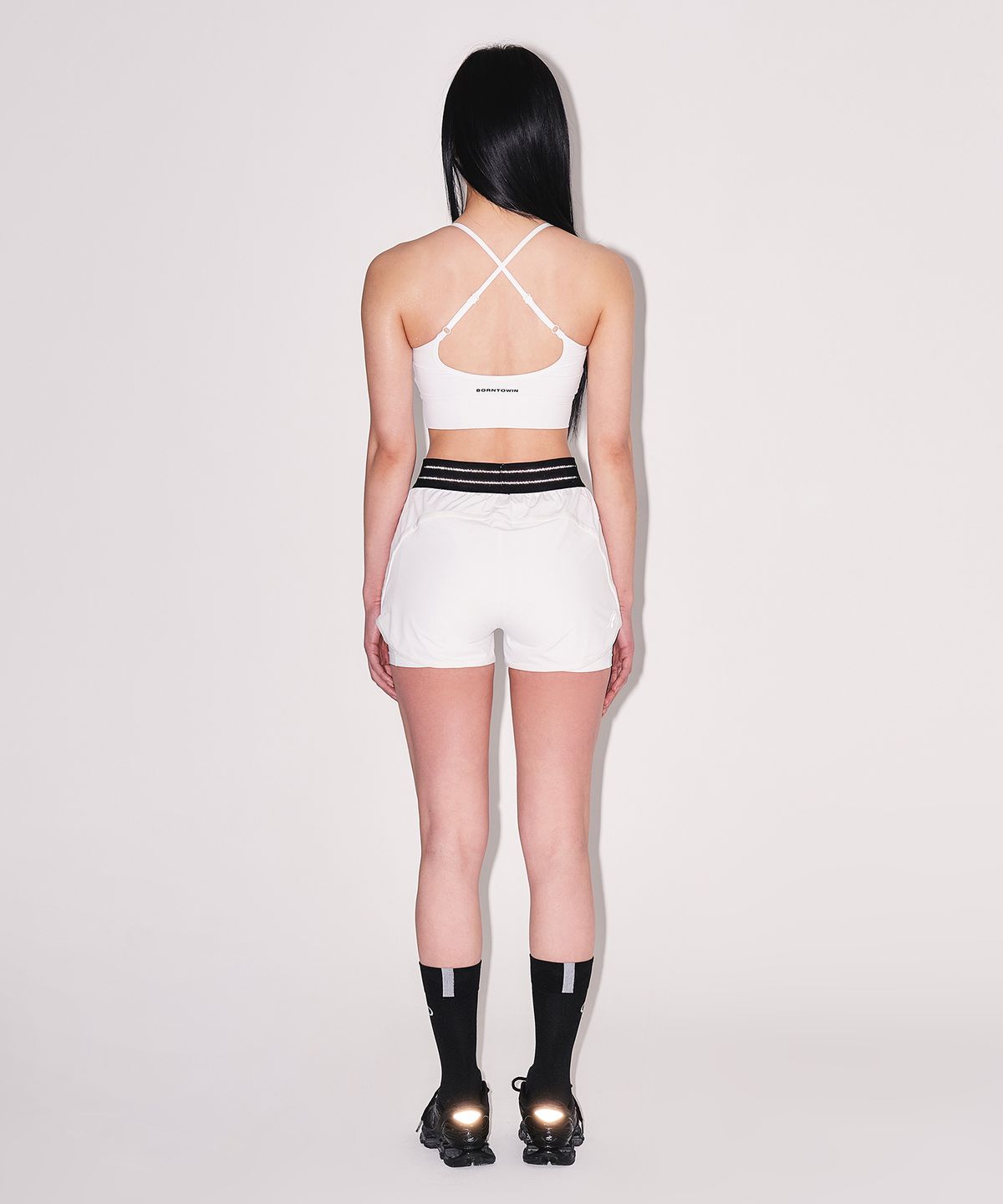 본투윈(BORN TO WIN) W CROSS BACK BRA TOP [WHITE]