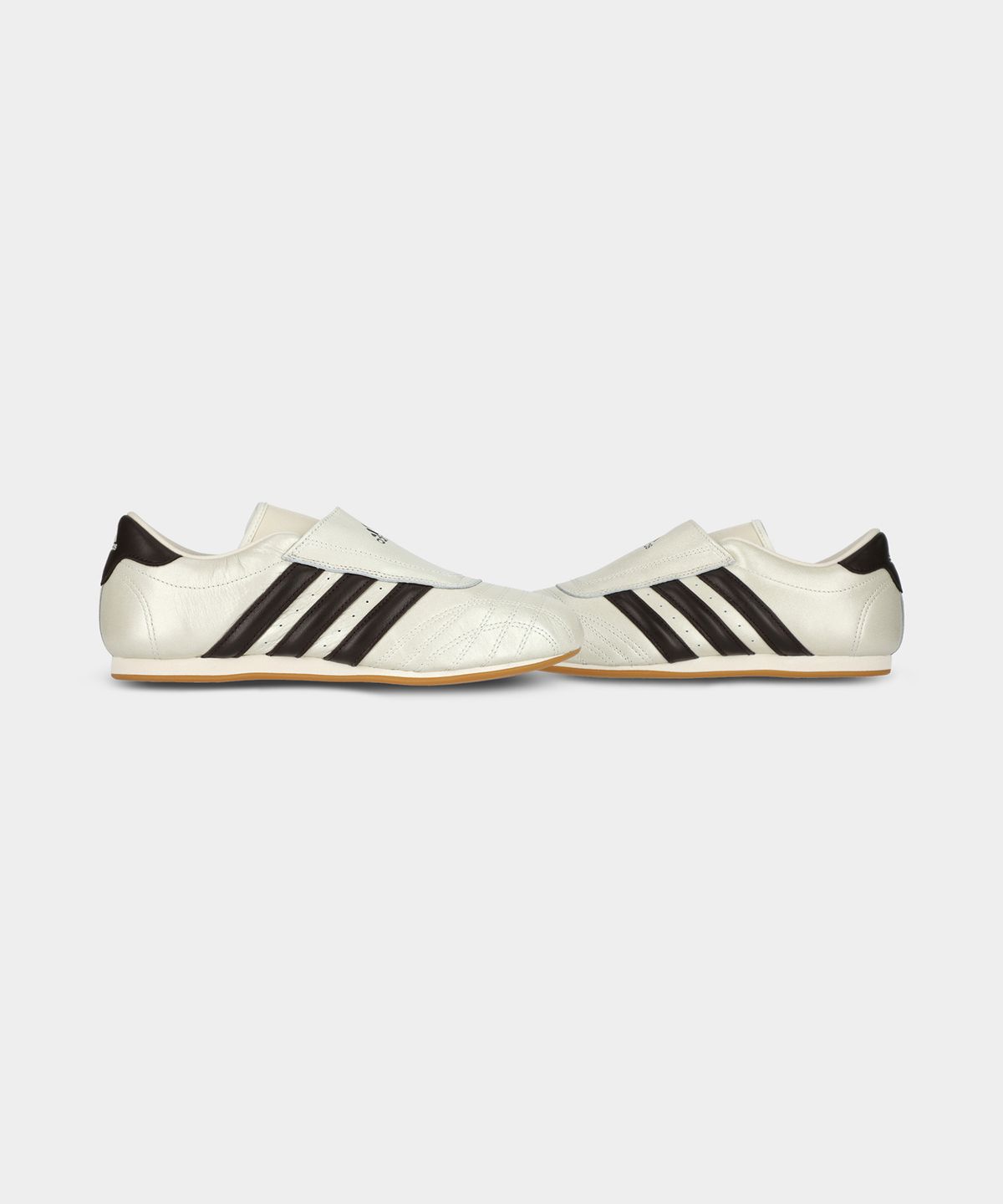 아디다스(ADIDAS) 태권도 -오프화이트:브라운 / JR3956